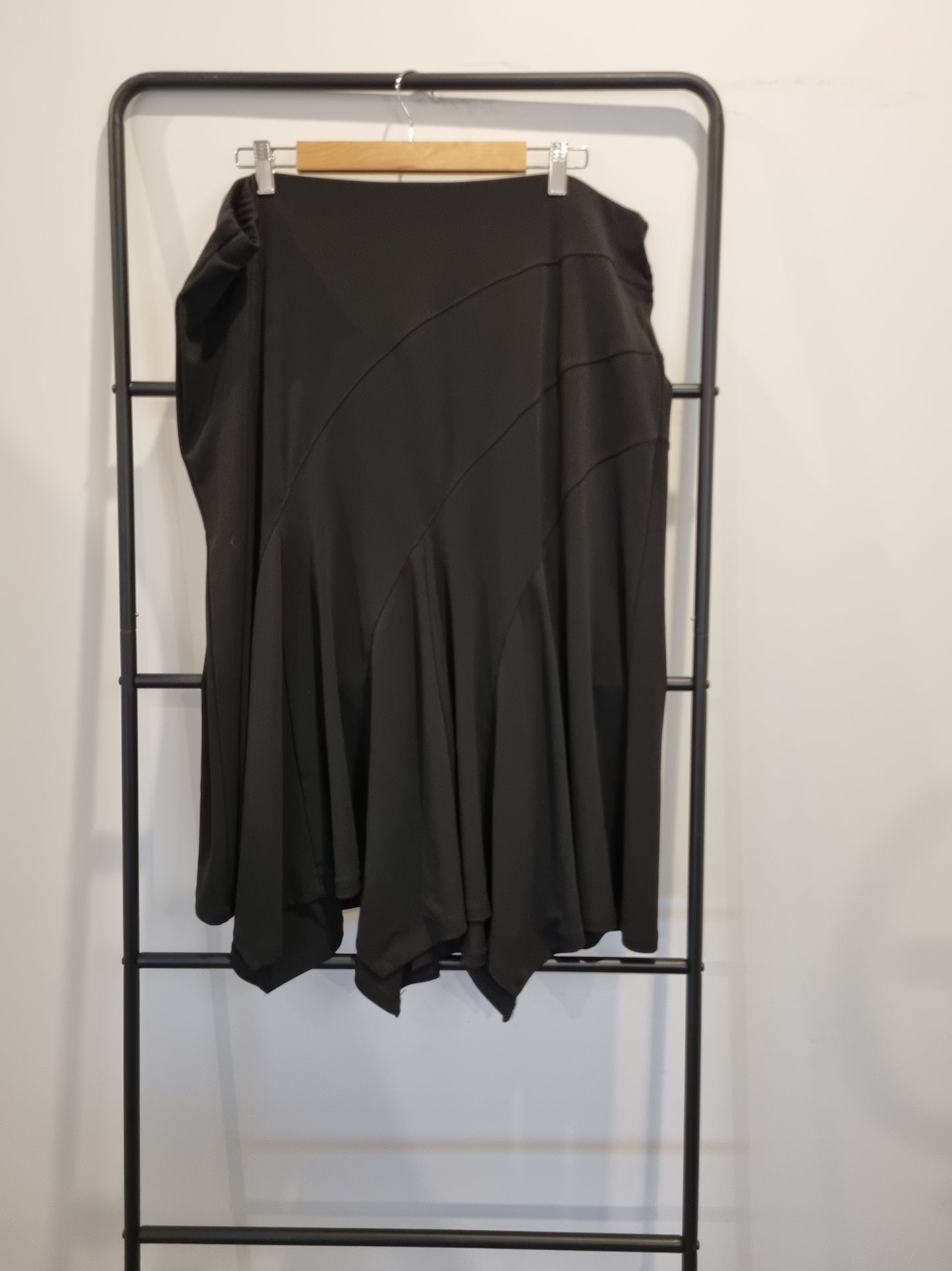 Autograph Skirt - Size 18