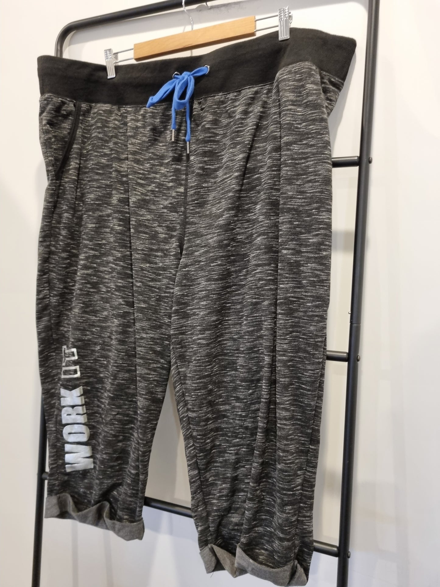 Autograph Workout Casual Cropped Pants - Size 24