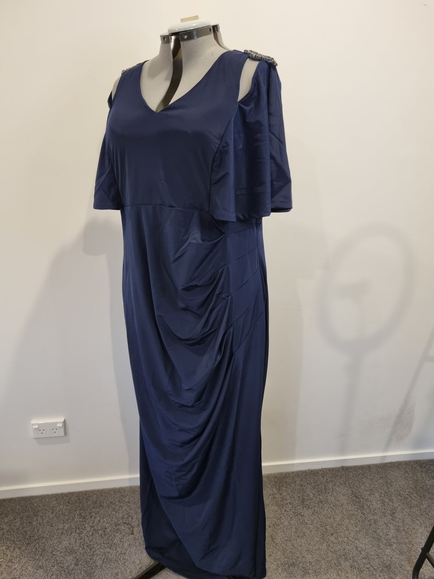 Taking Shape Formal Dress - Size 22 (BNWT)