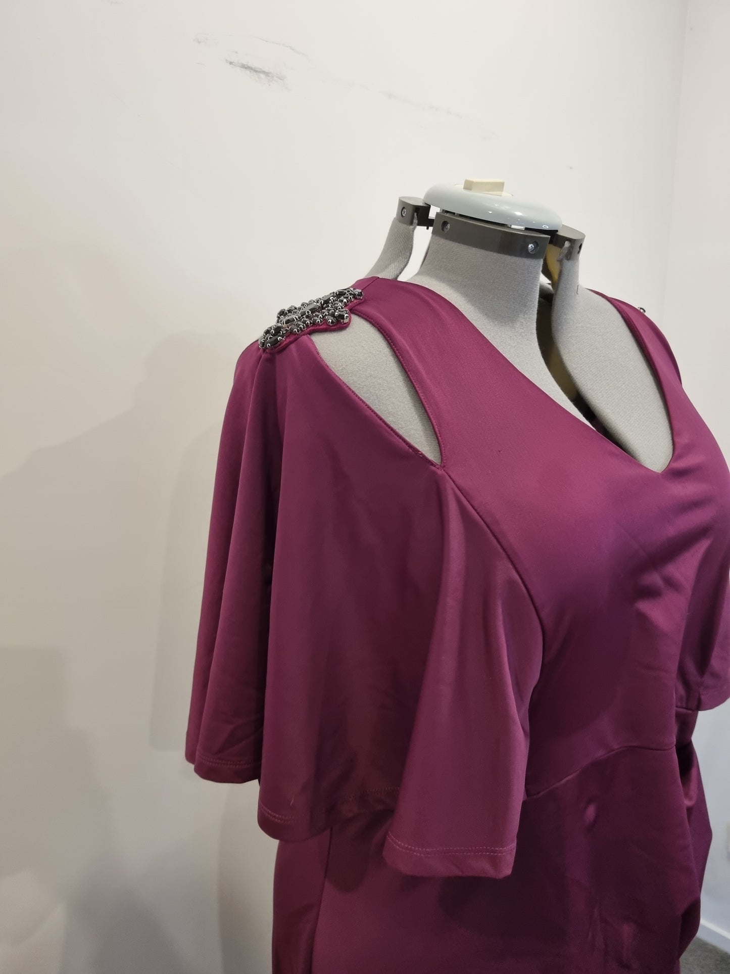 Taking Shape Formal Dress - Size 24 (BNWT)