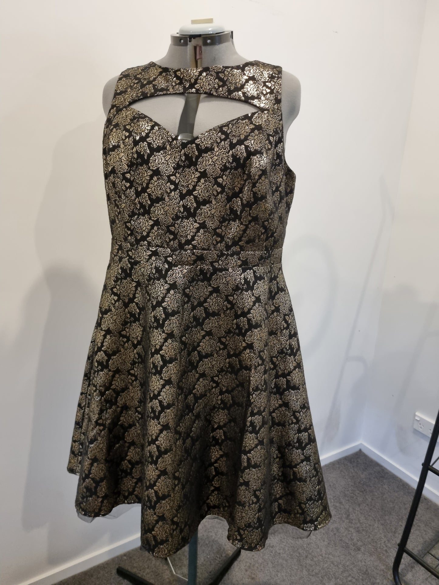 City Chic Formal Dress - Size L (20)