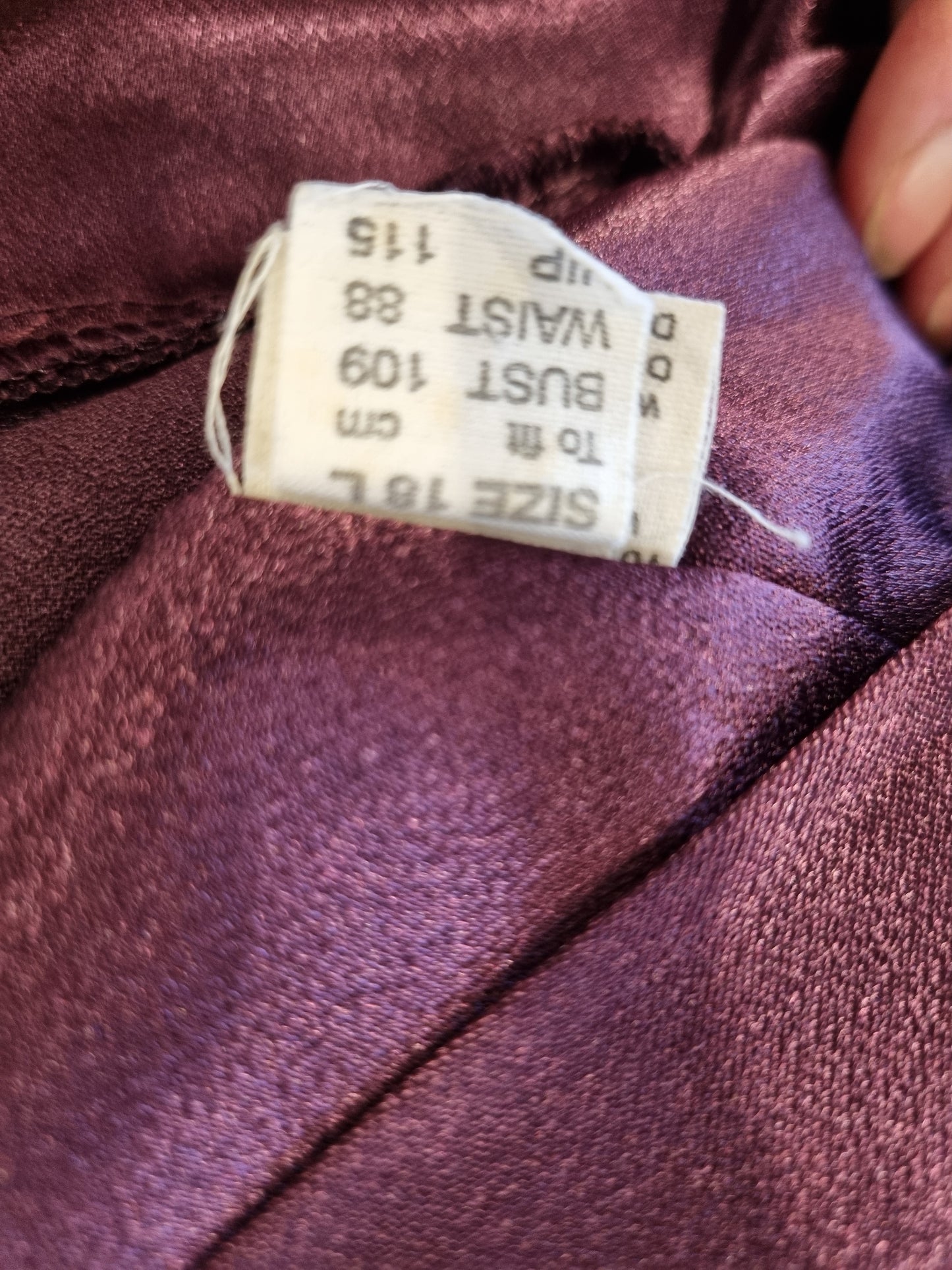 Eve Hunter Formal Dress - Size 18