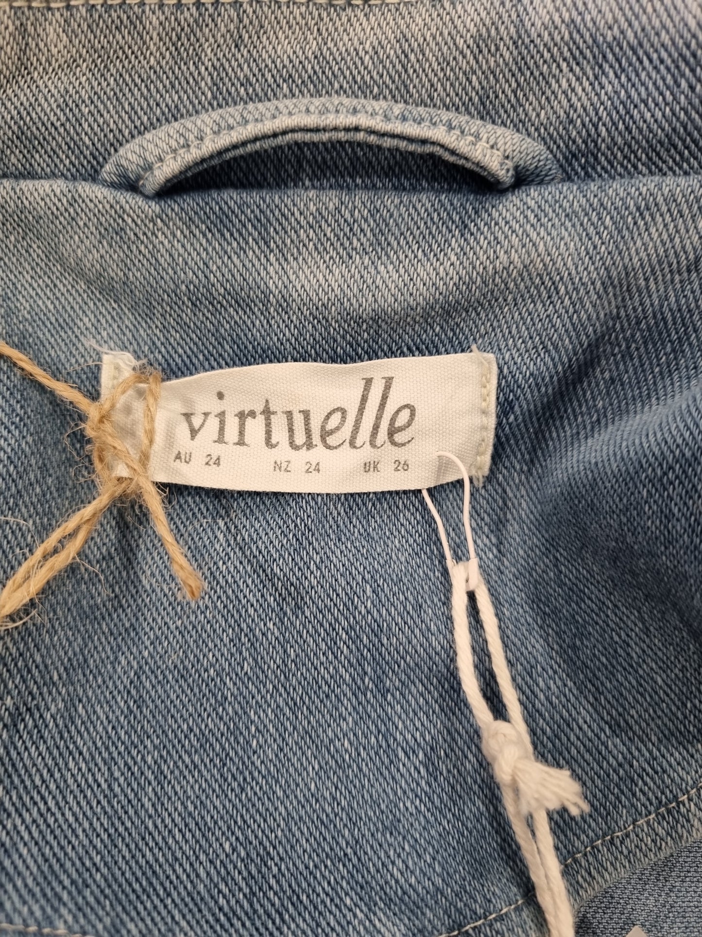 Virtuelle Denim Jacket - Size 24