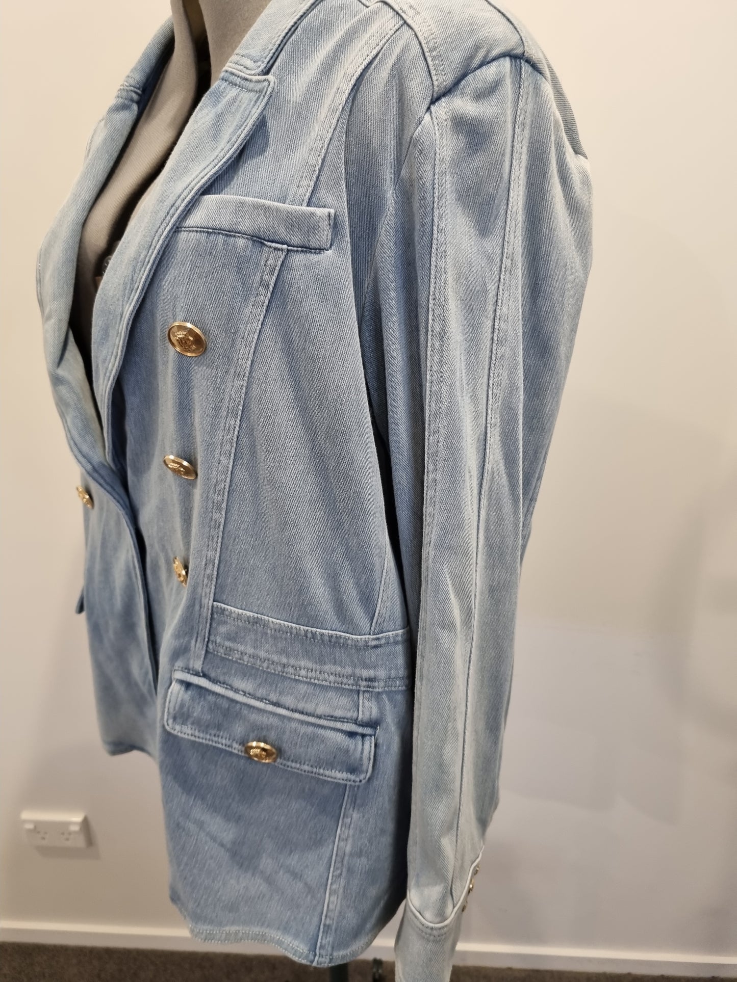 Virtuelle Denim Jacket - Size 24