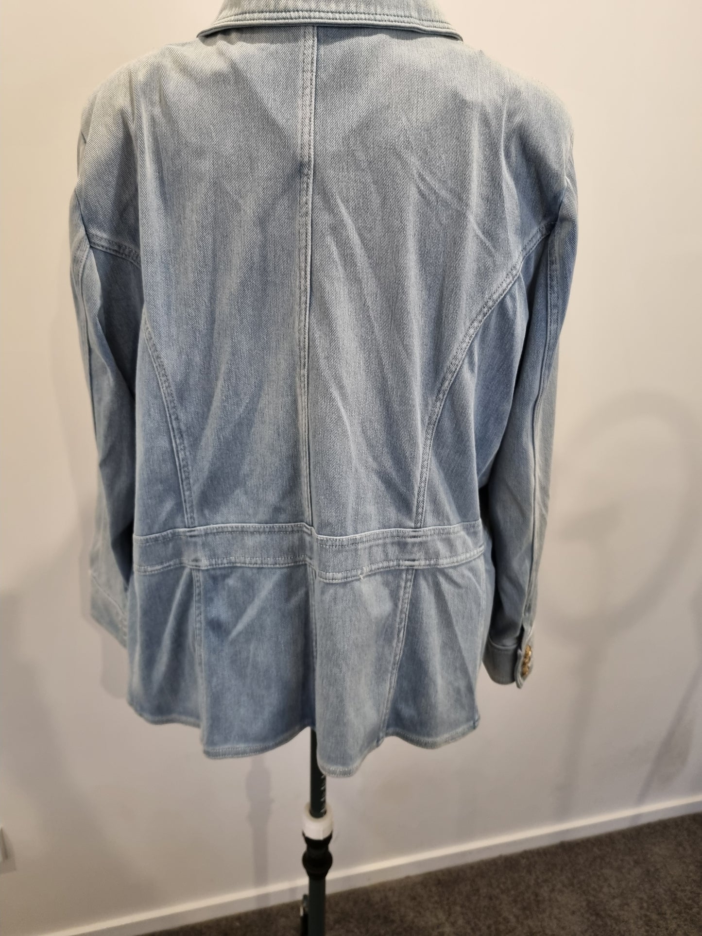 Virtuelle Denim Jacket - Size 24