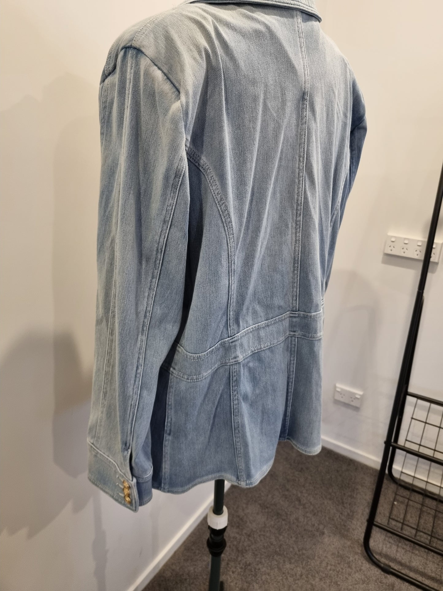 Virtuelle Denim Jacket - Size 24