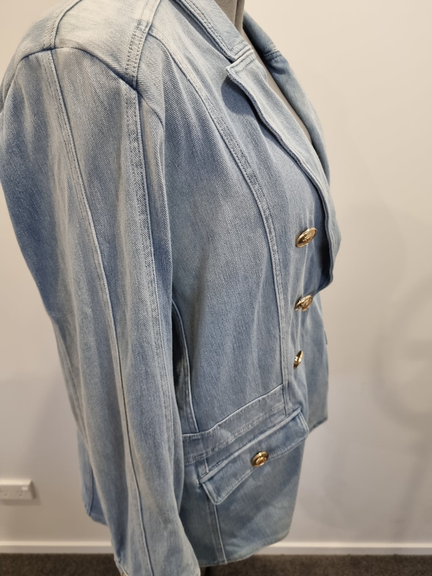 Virtuelle Denim Jacket - Size 24