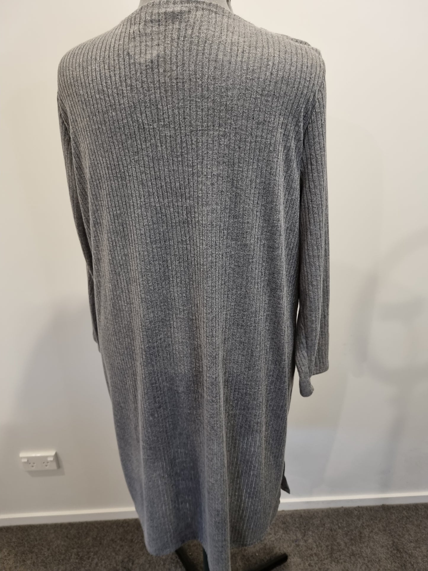 Autograph Cardigan - Size XL (20)