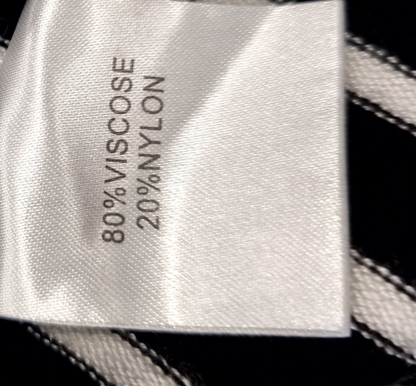 Autograph Cardigan - Size XL (20)
