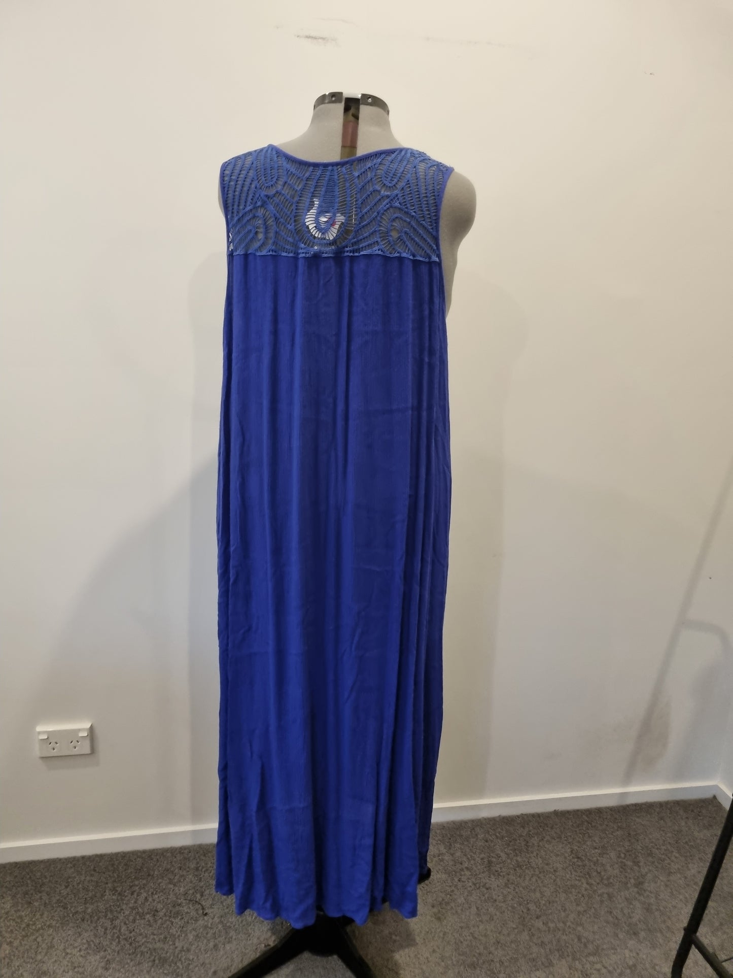 Autograph Dress - Size 22