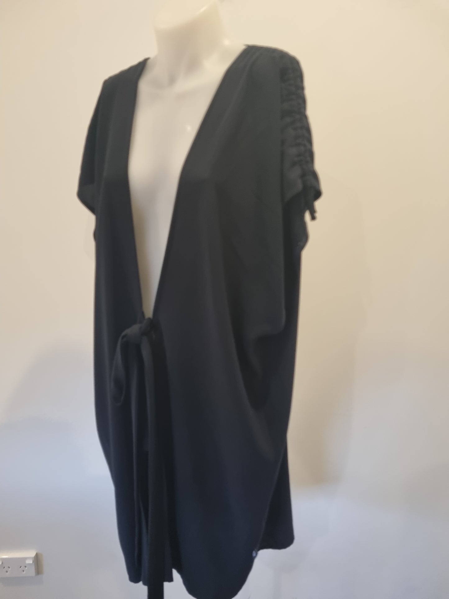 Kilt Cardigan /Overtop - Size O/S