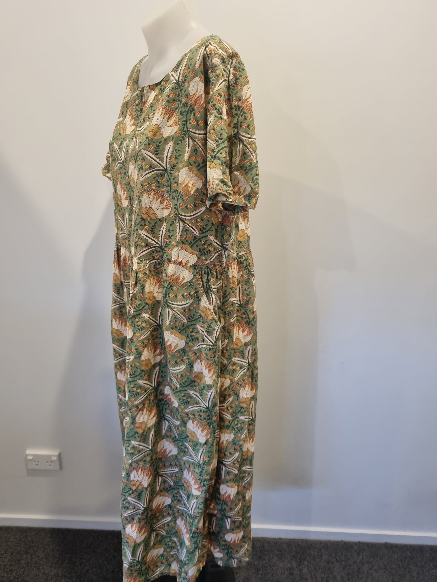 Karma East Dress - Size 14