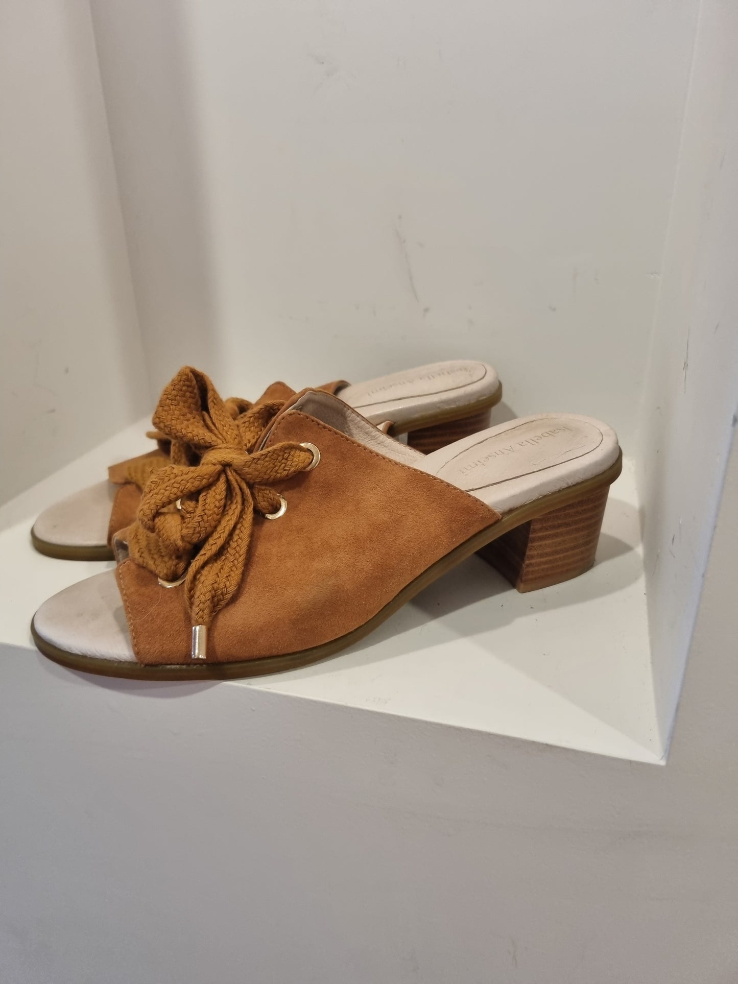 Isabella Anselmi Heels - Size 39