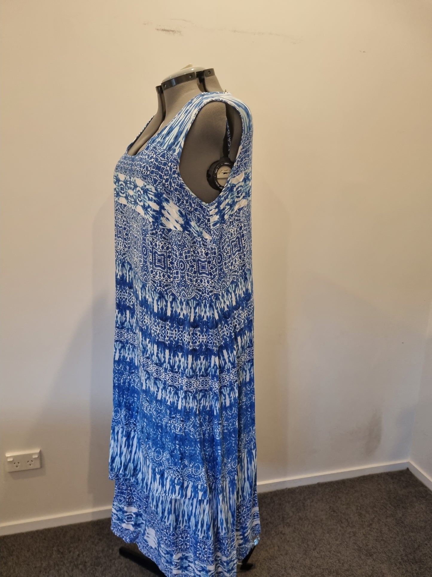 Autograph Dress - Size 20