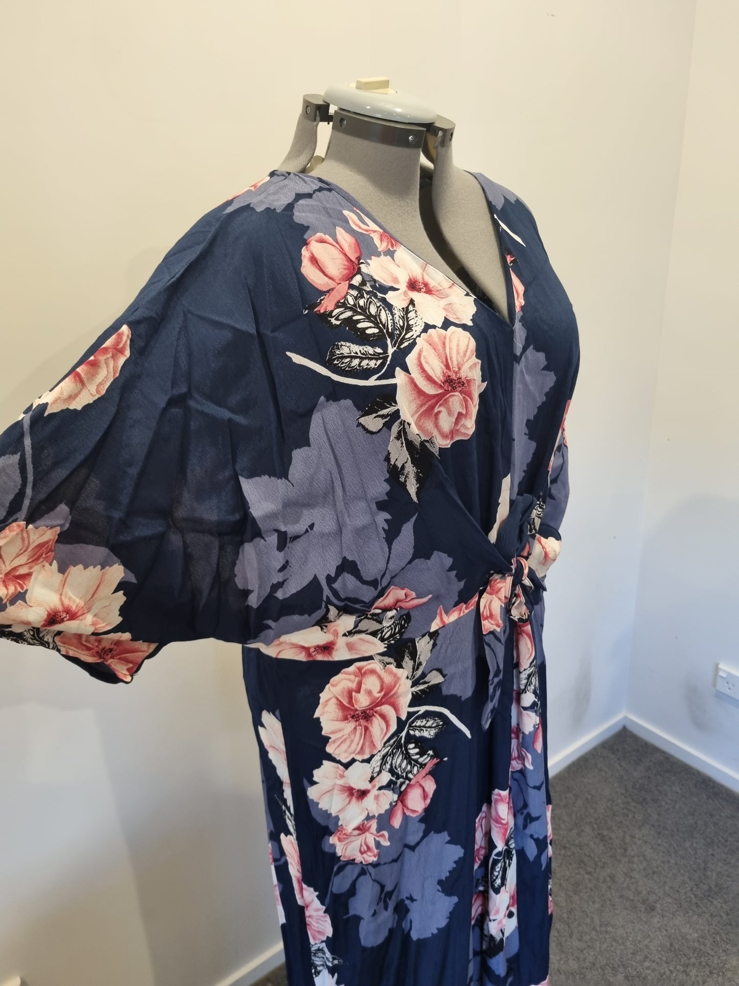 Autograph Dress - Size 24 (BNWT)