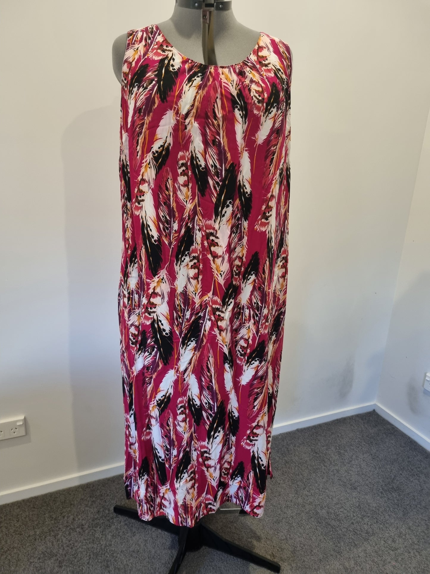 Autograph Dress - Size 20