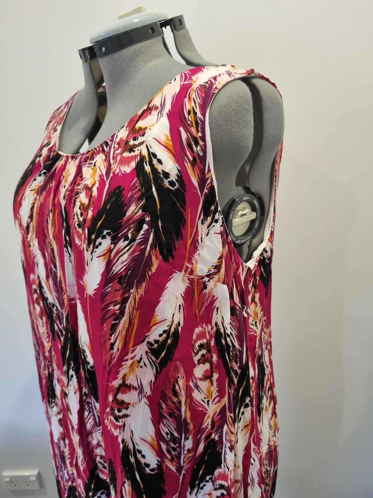 Autograph Dress - Size 20