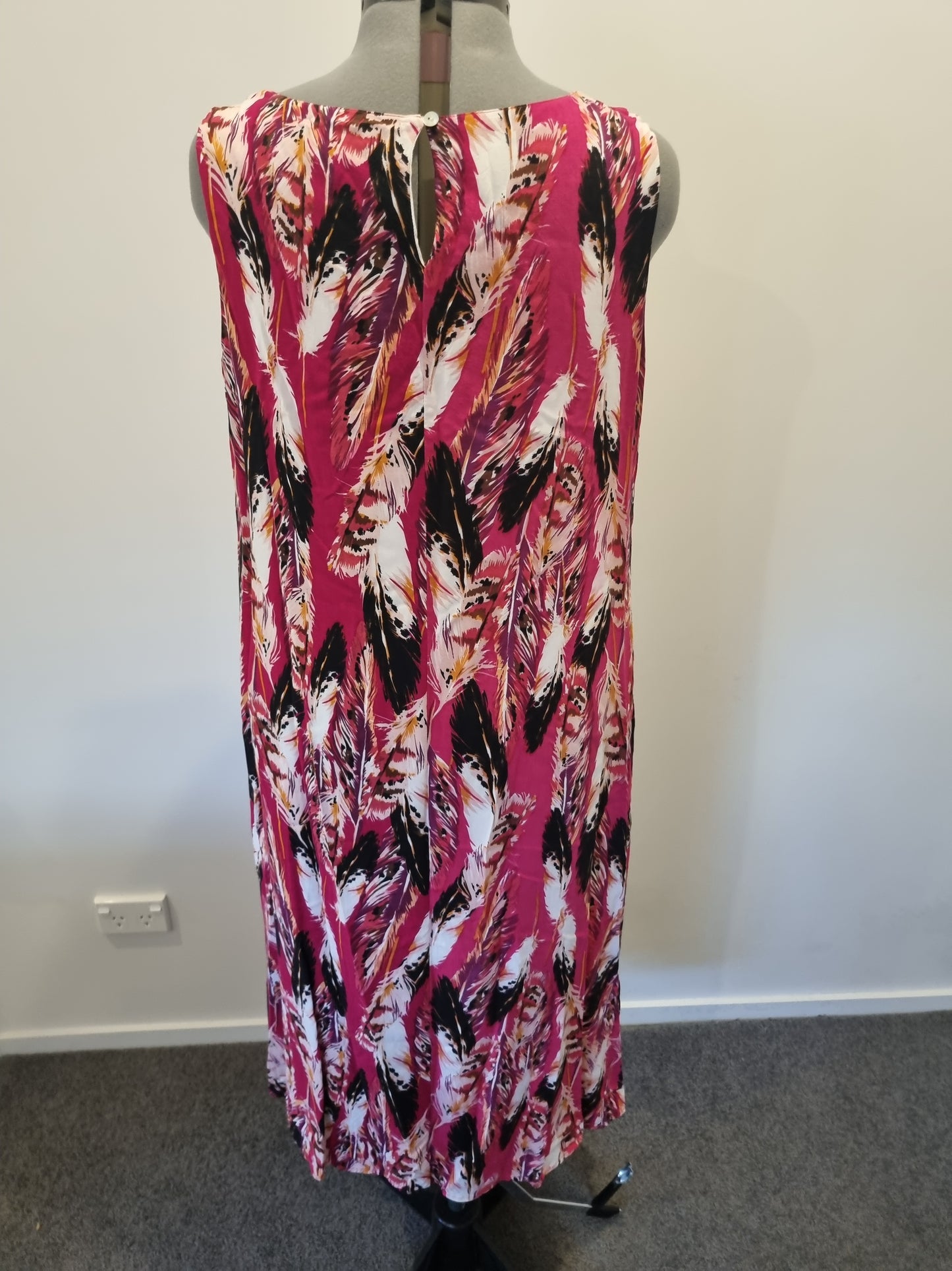 Autograph Dress - Size 20