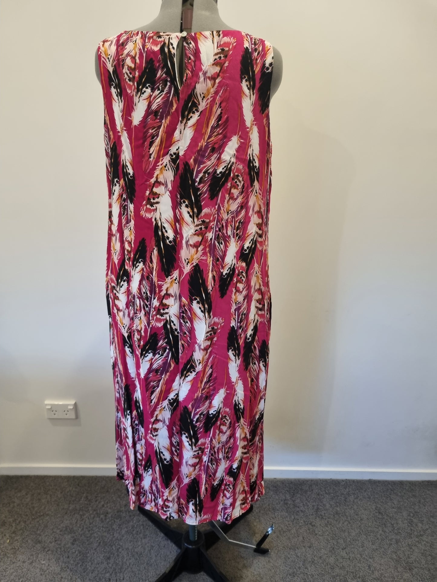 Autograph Dress - Size 20