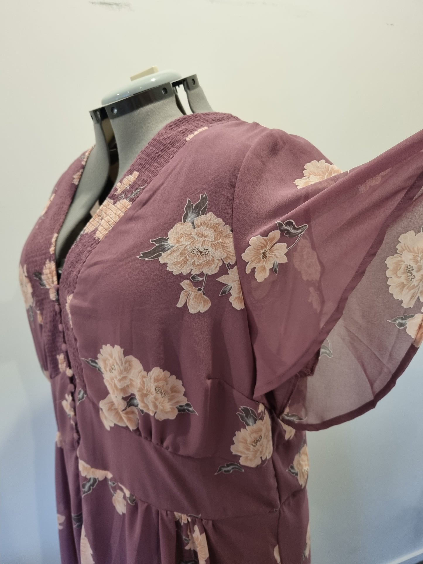 Autograph Dress - Size 24