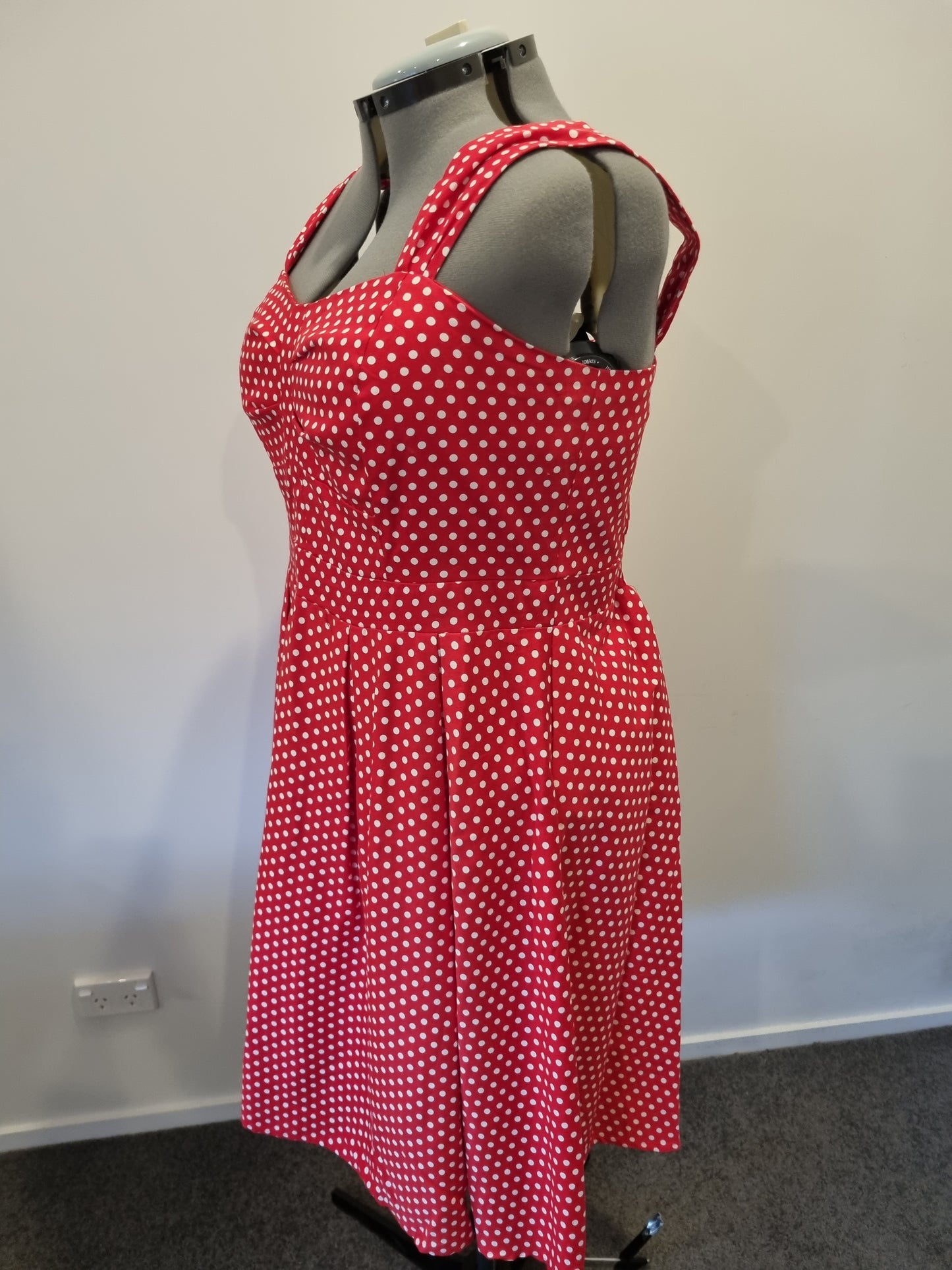 City Chic Dress - Size M (18/20)