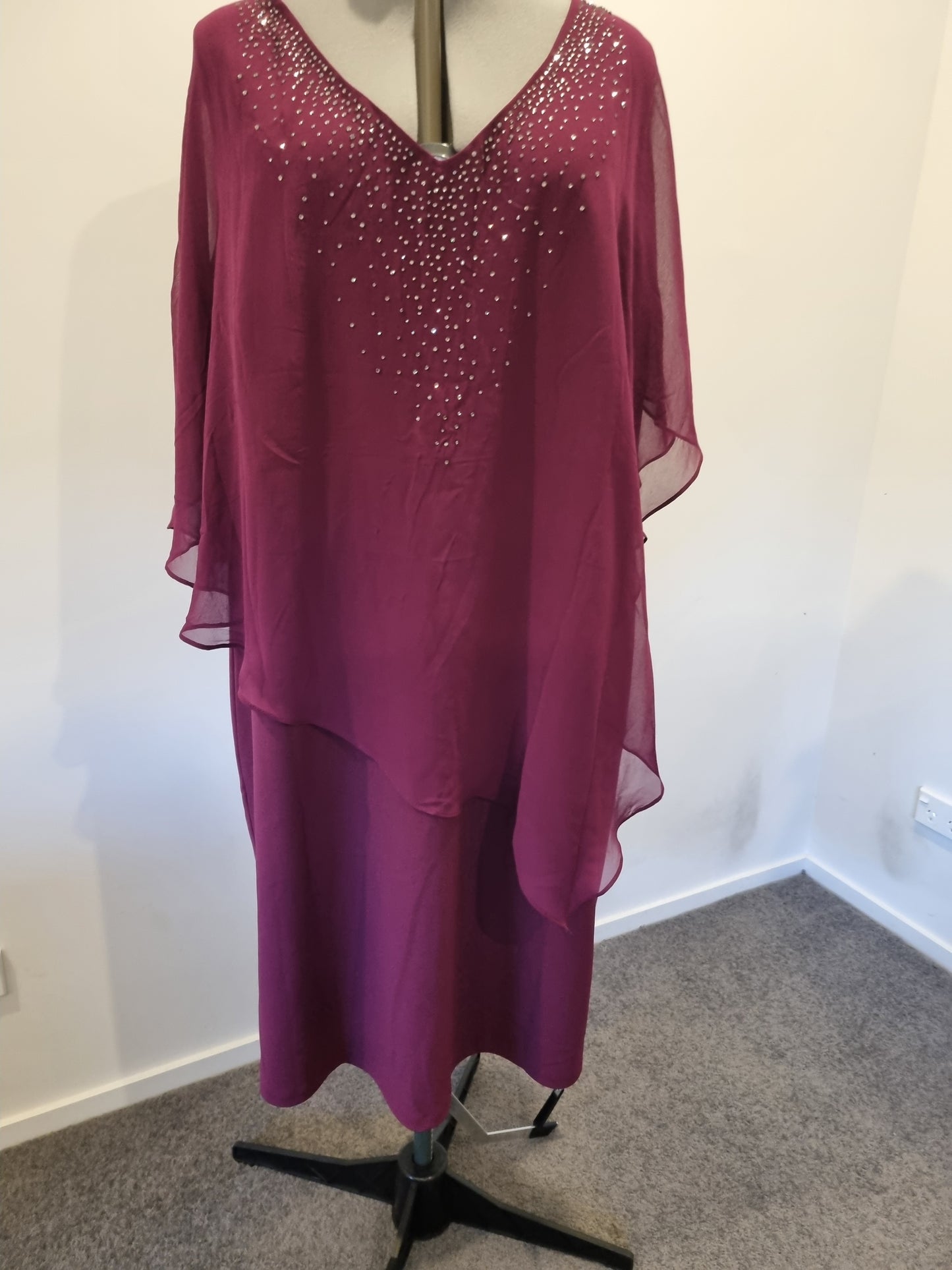 Autograph Formal Dress - Size 24 (BNWT)