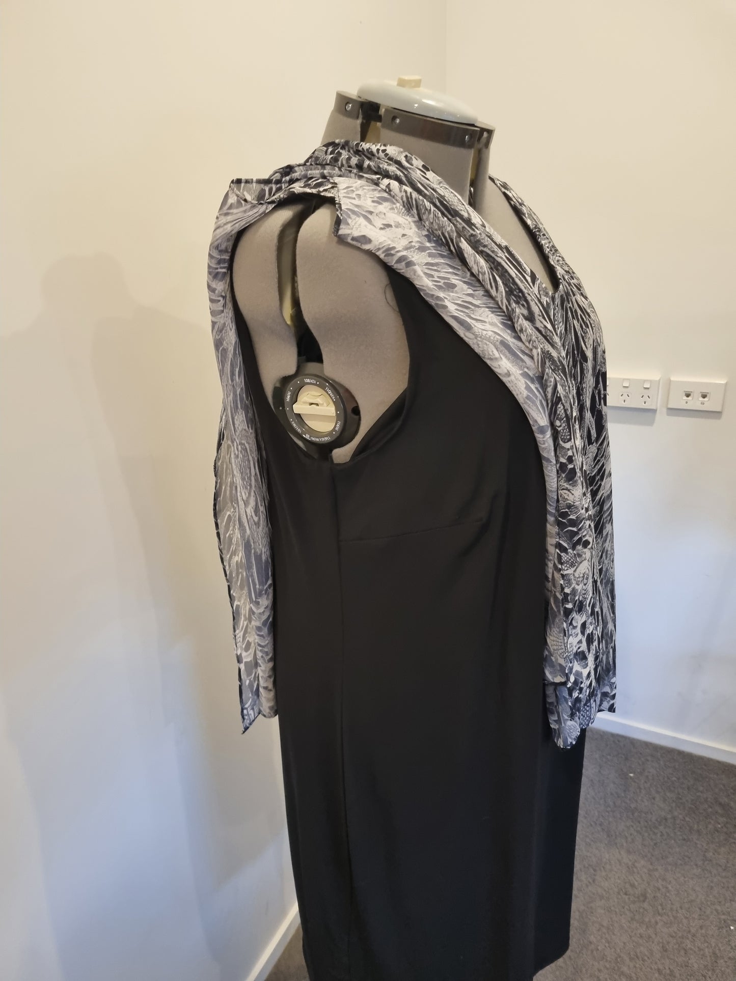 Autograph Dress - Size 20