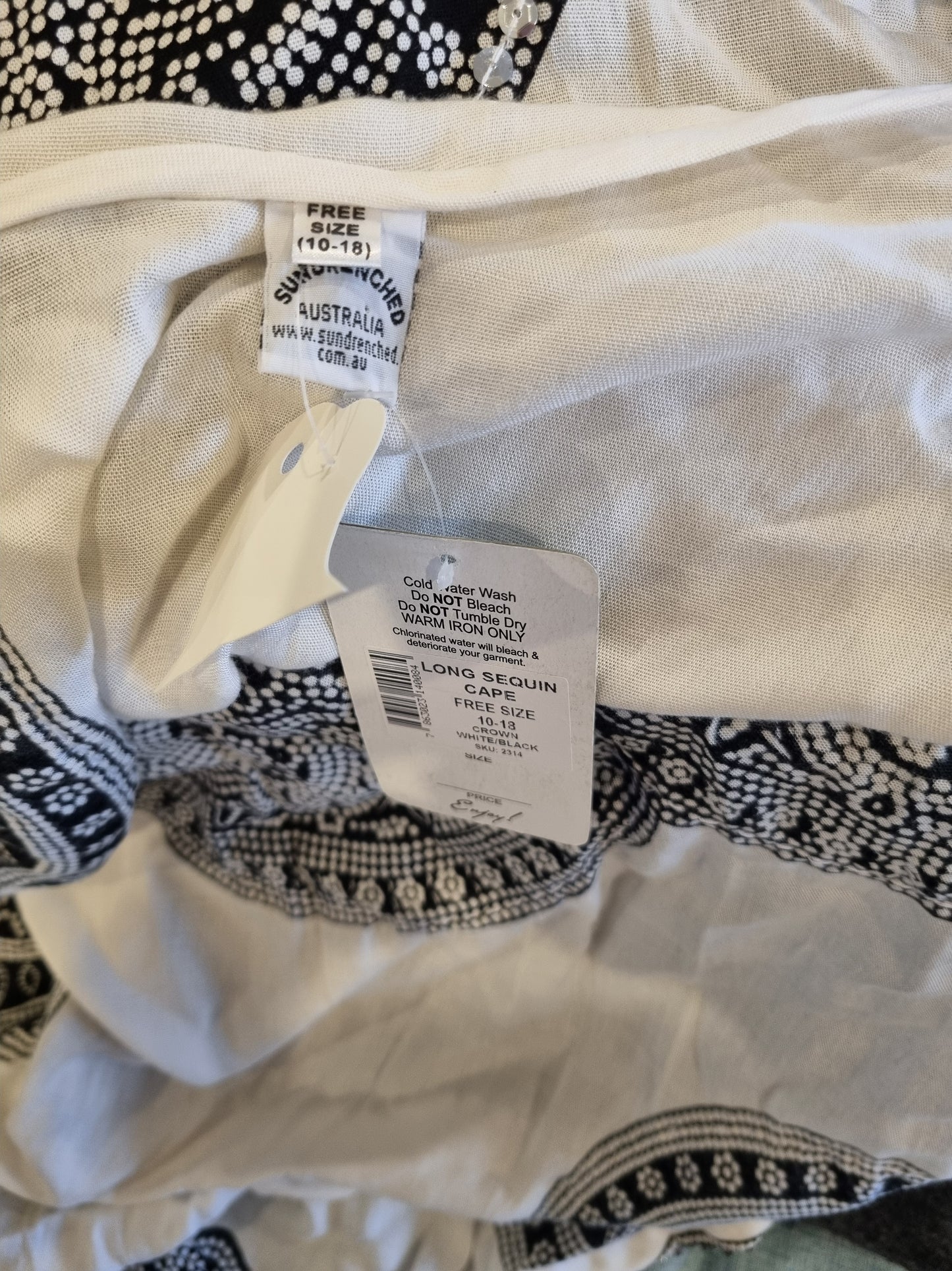 Sundrenched Australia Cardigan / Cape - Size 18 (BNWT)