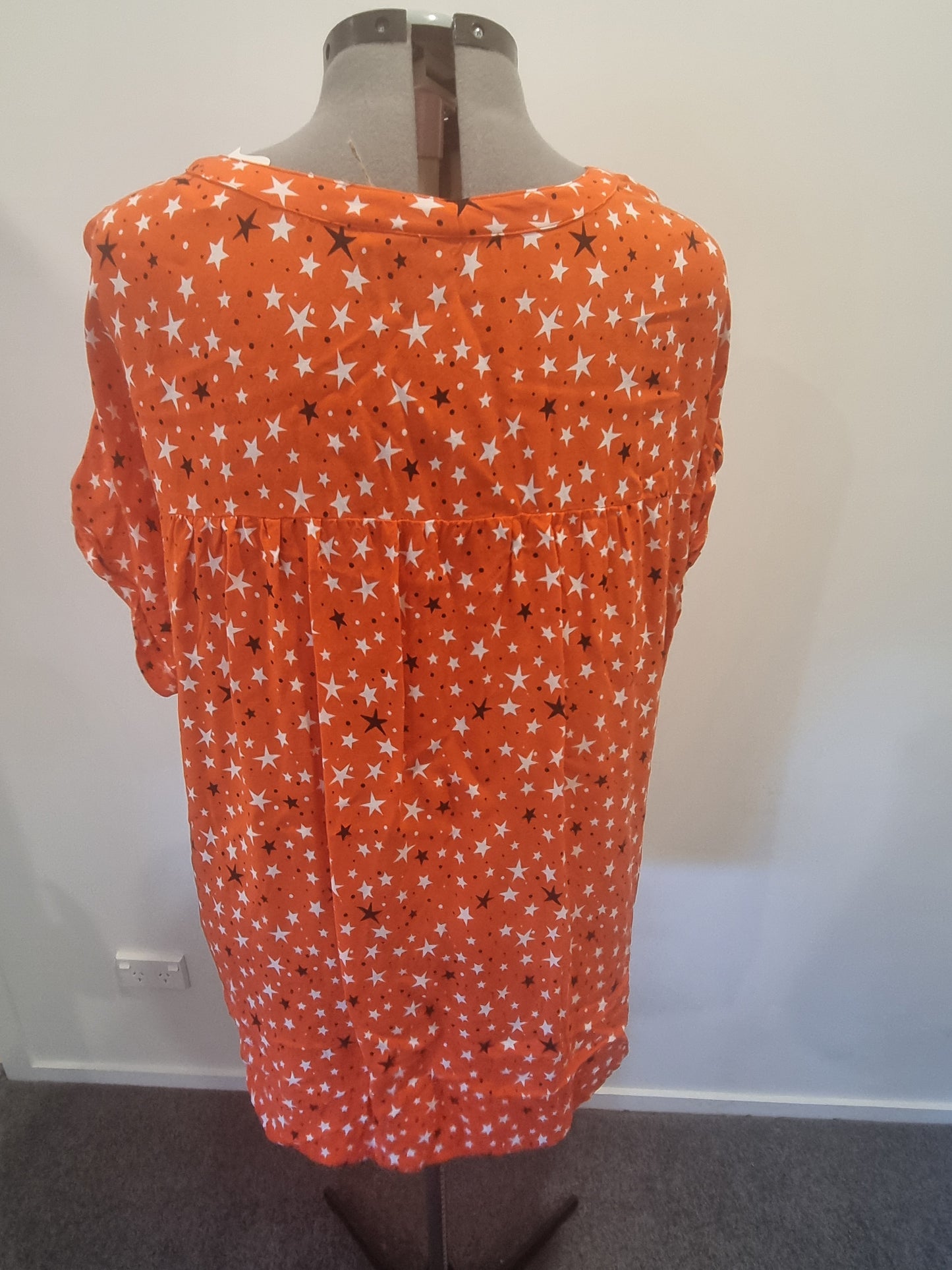 Autograph Top - Size 24