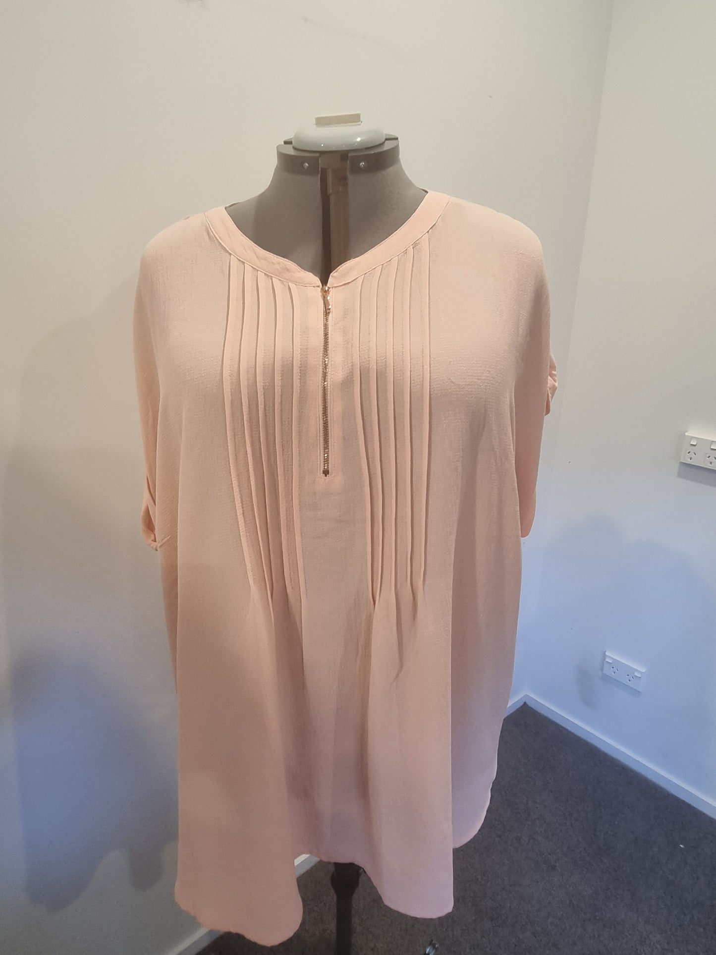 Autograph Top - Size 24 (BNWT)