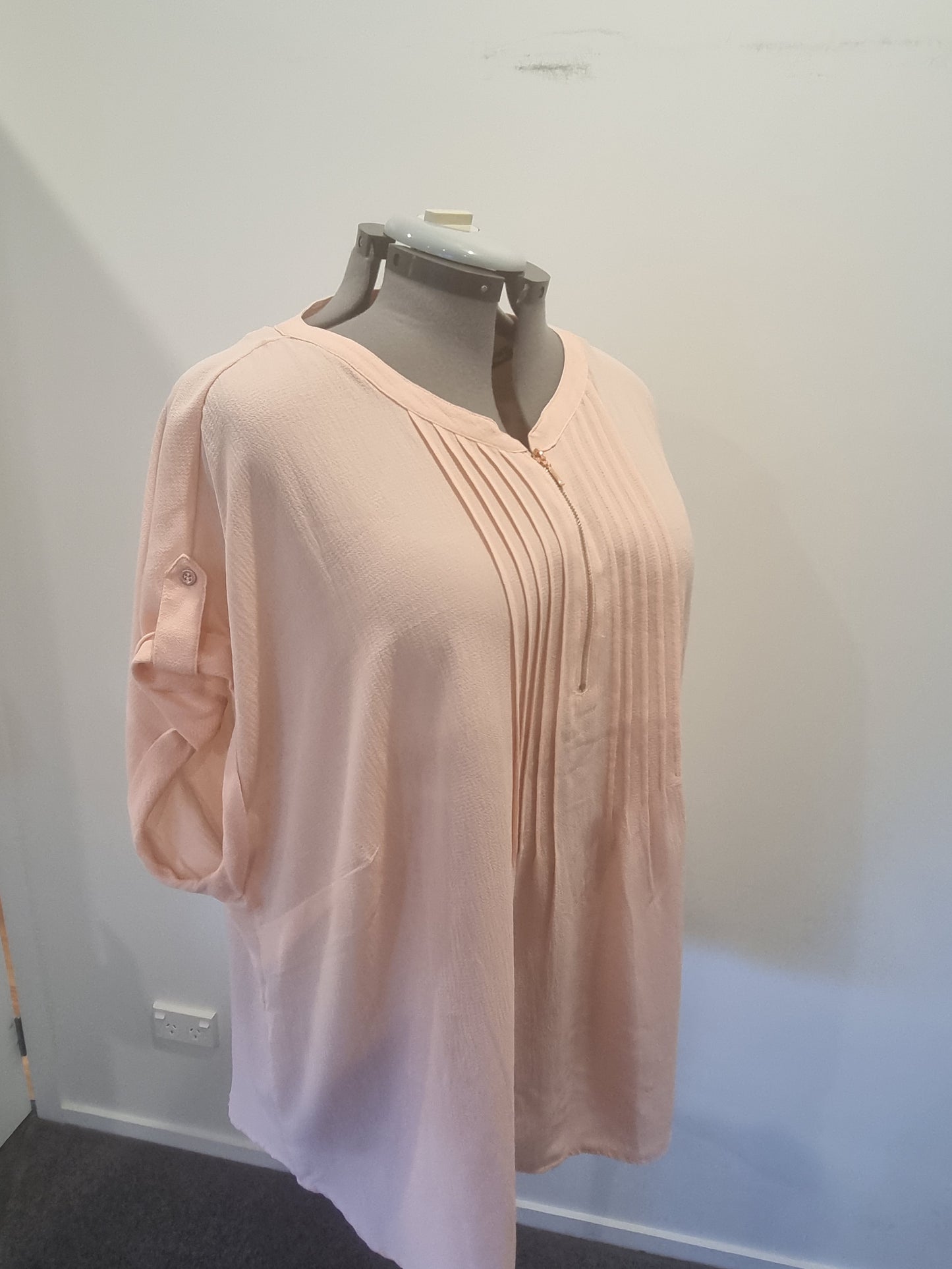 Autograph Top - Size 24 (BNWT)