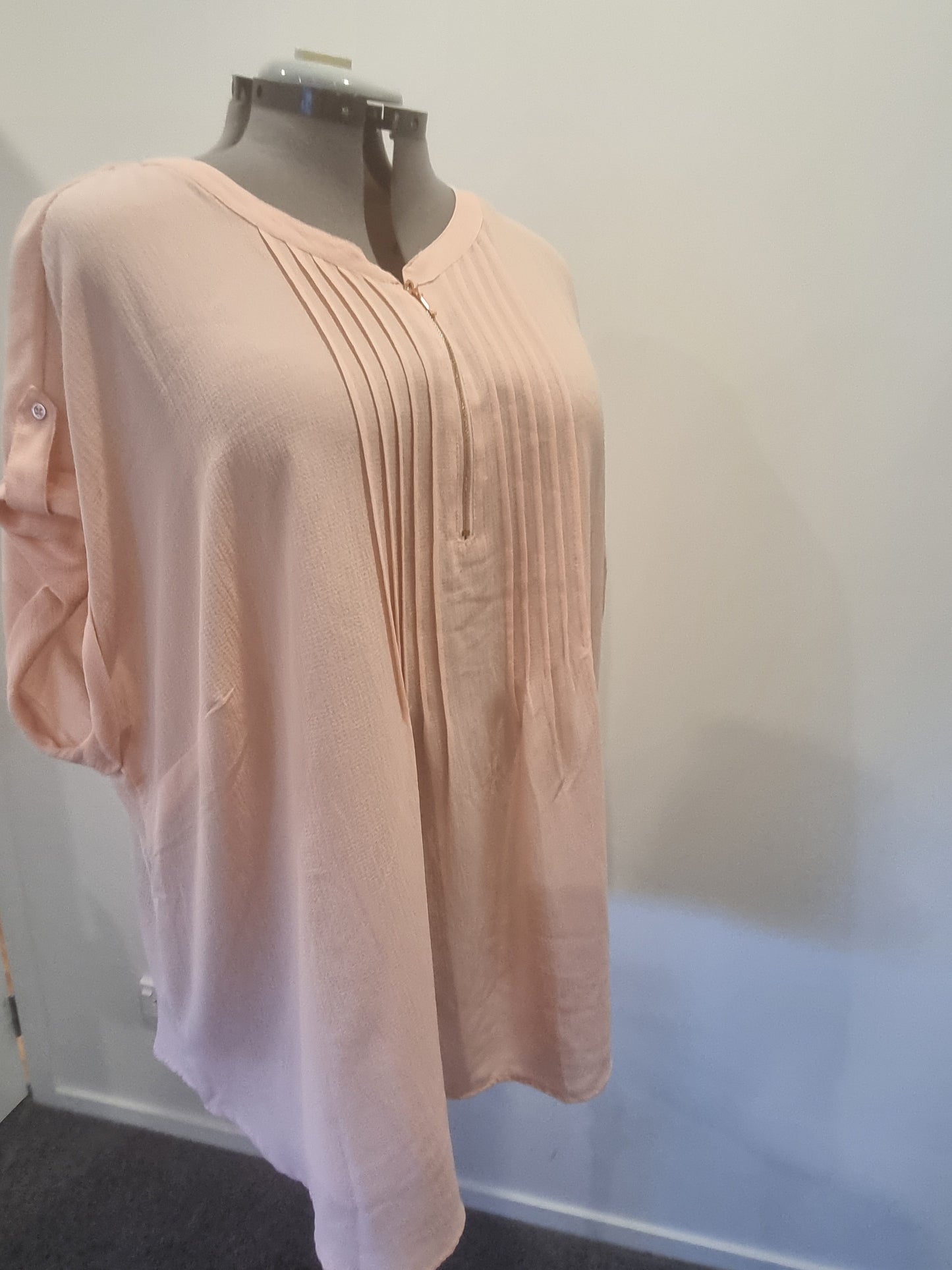 Autograph Top - Size 24 (BNWT)