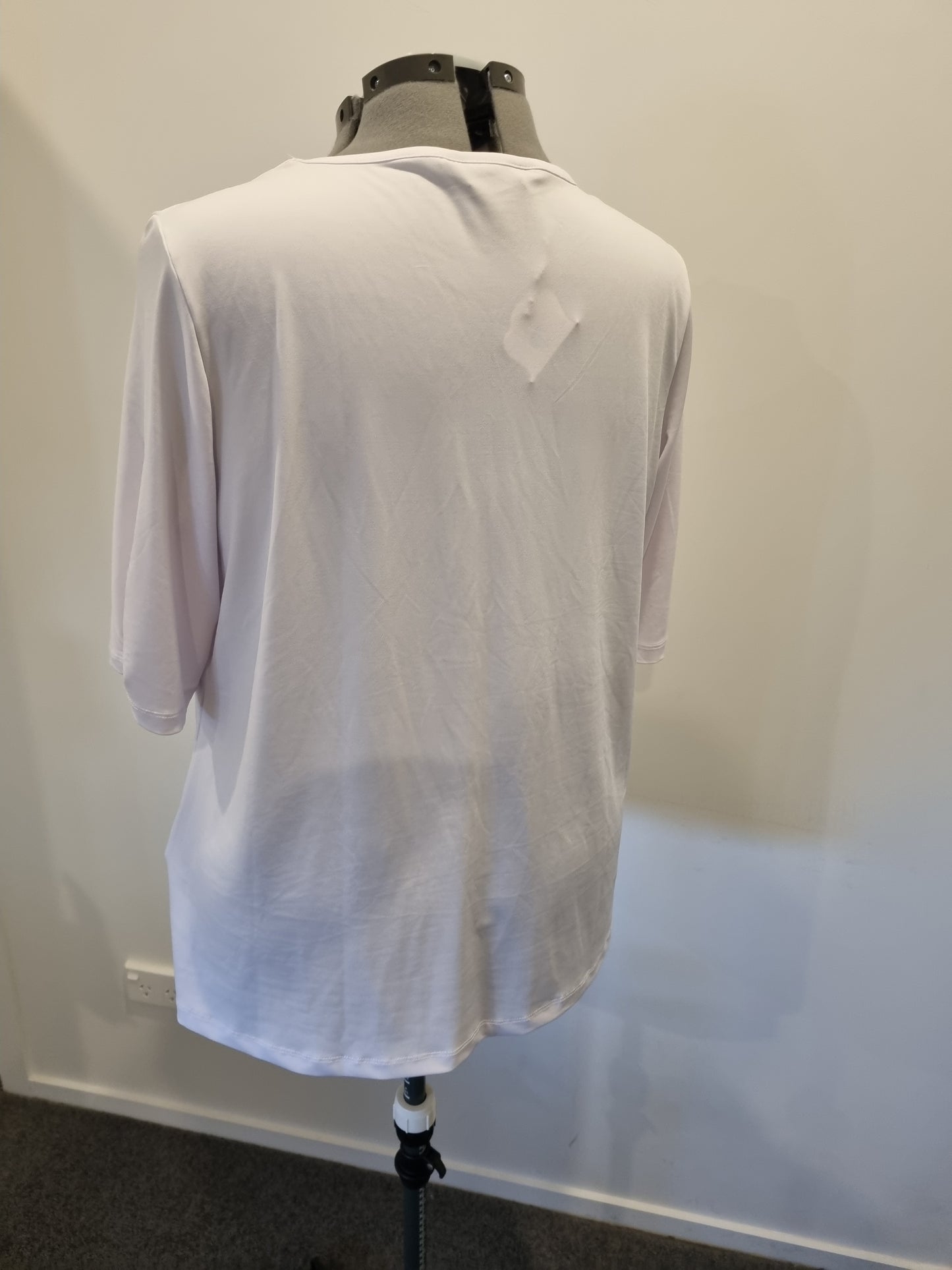 Sara Top - Size 2x (20/22)