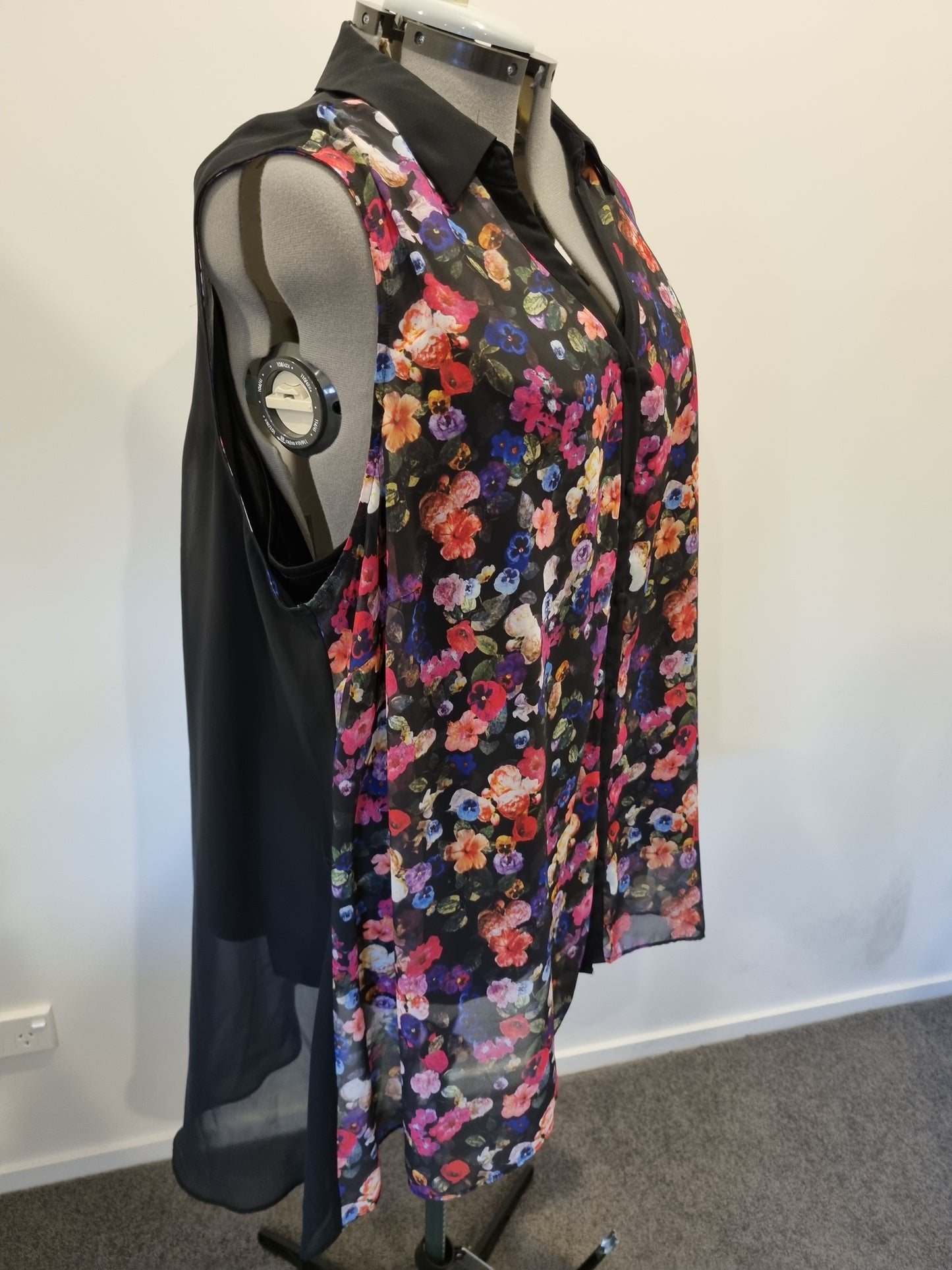 Autograph Top - Size 20