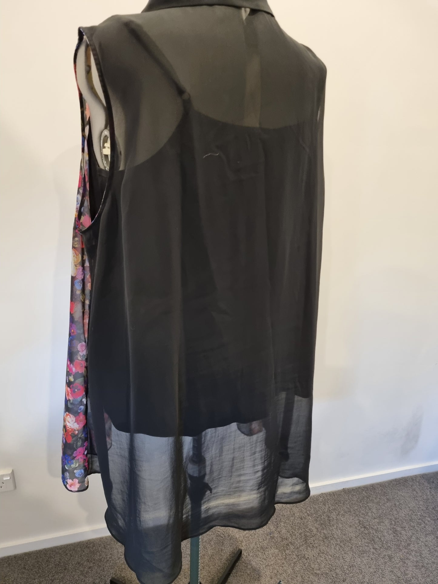 Autograph Top - Size 20
