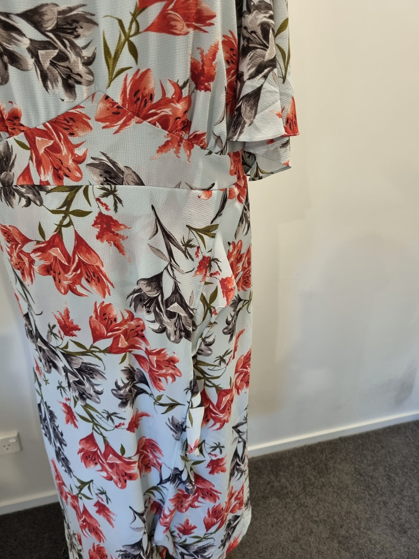 Autograph Dress - Size 24