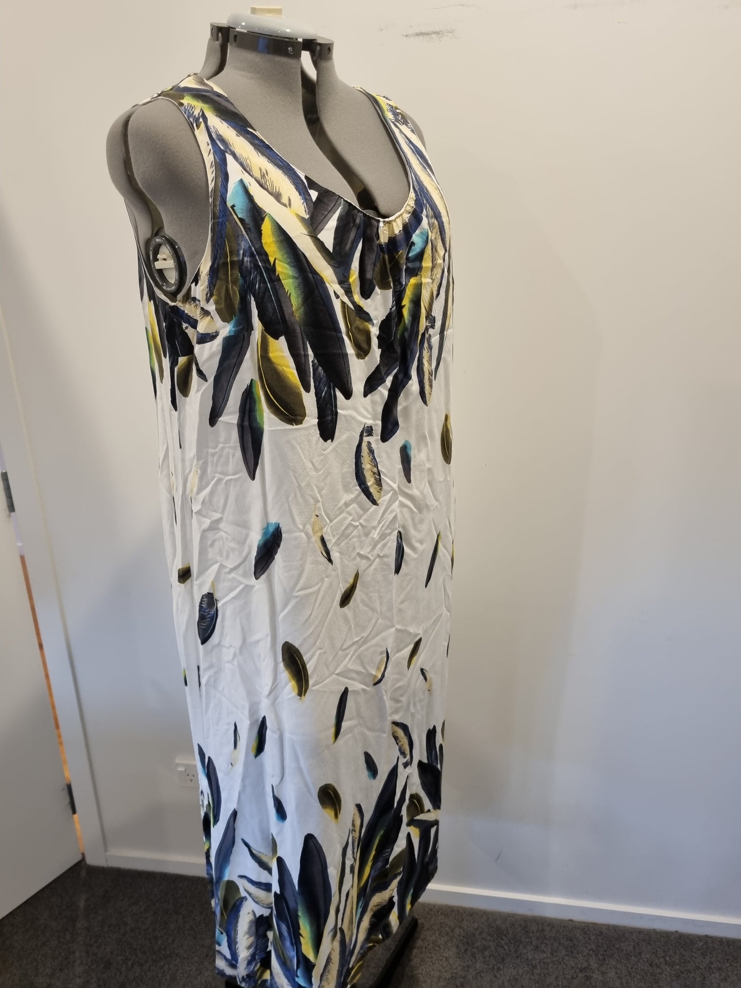 Autograph Dress - Size 20