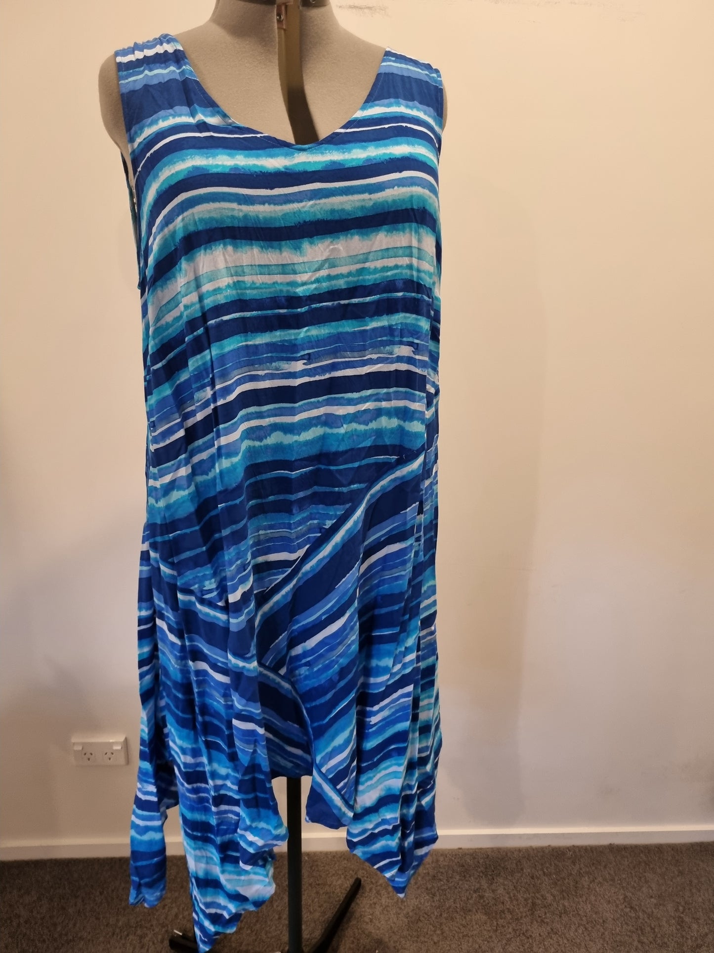 Autograph Dress - Size 22