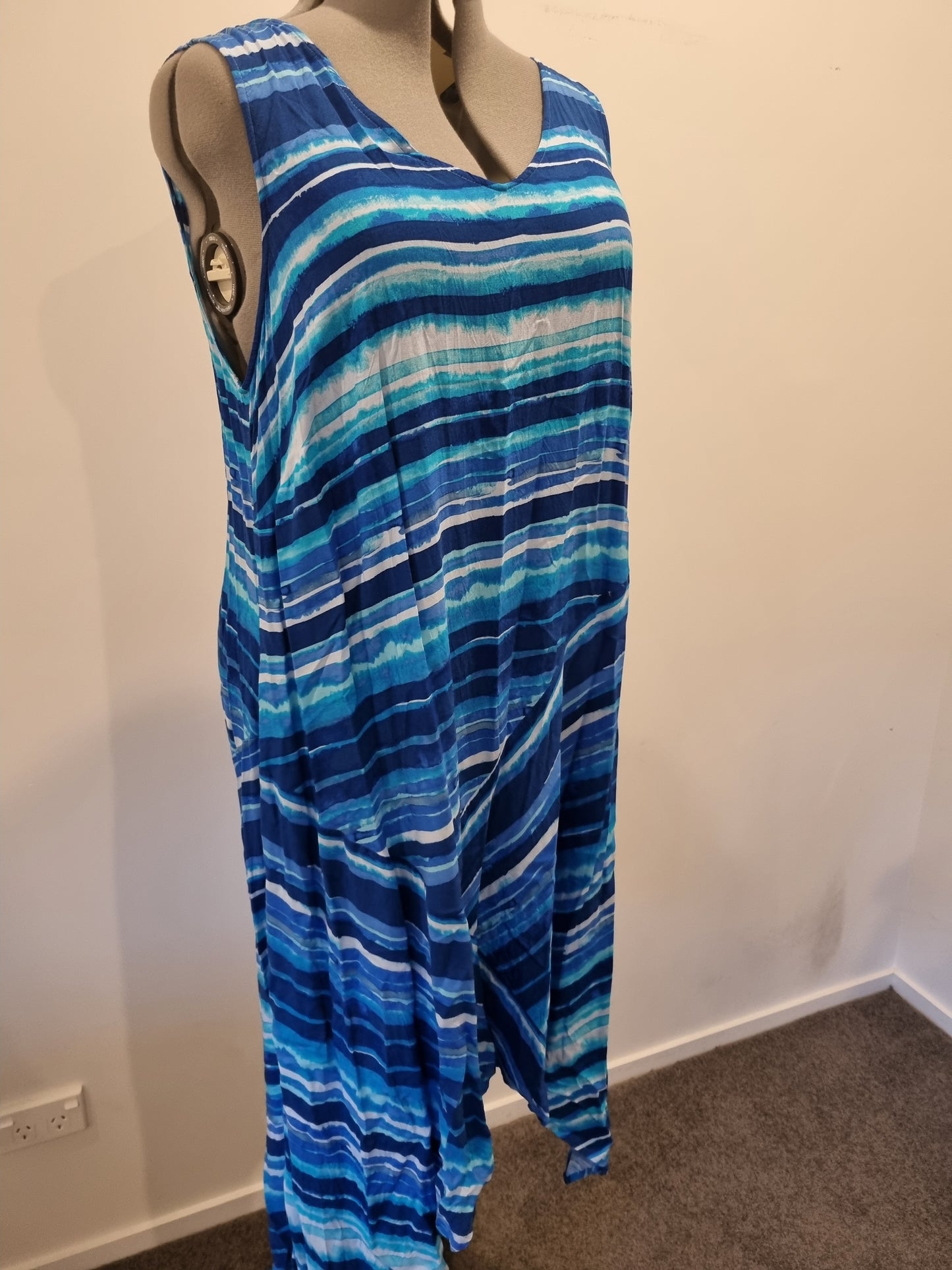 Autograph Dress - Size 22
