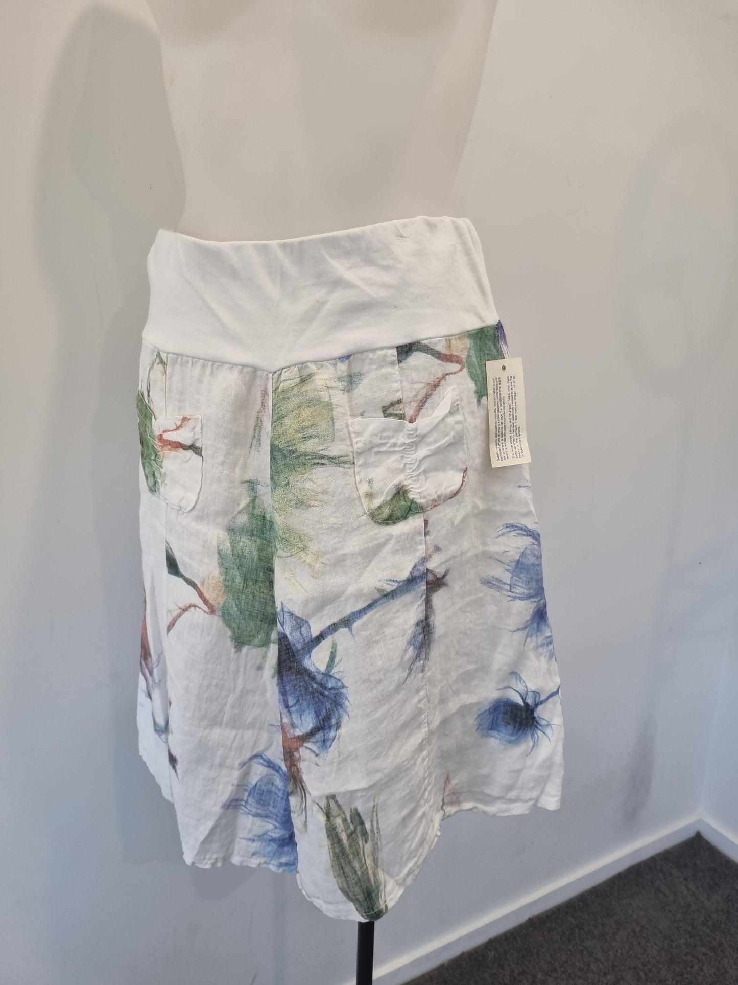 Brand Unknown Linen Skirt - Size 10/12 (BNWT)
