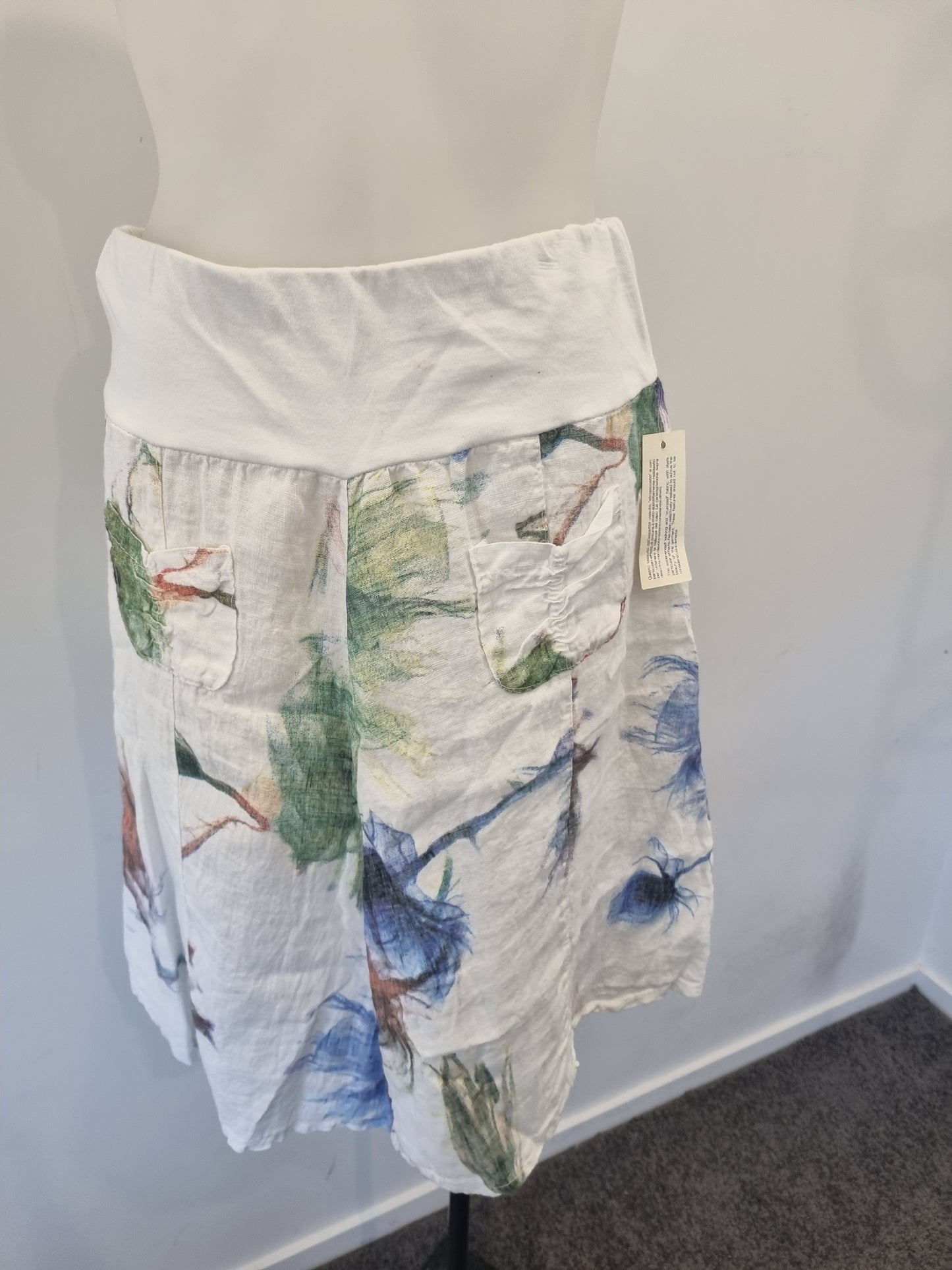 Brand Unknown Linen Skirt - Size 10/12 (BNWT)