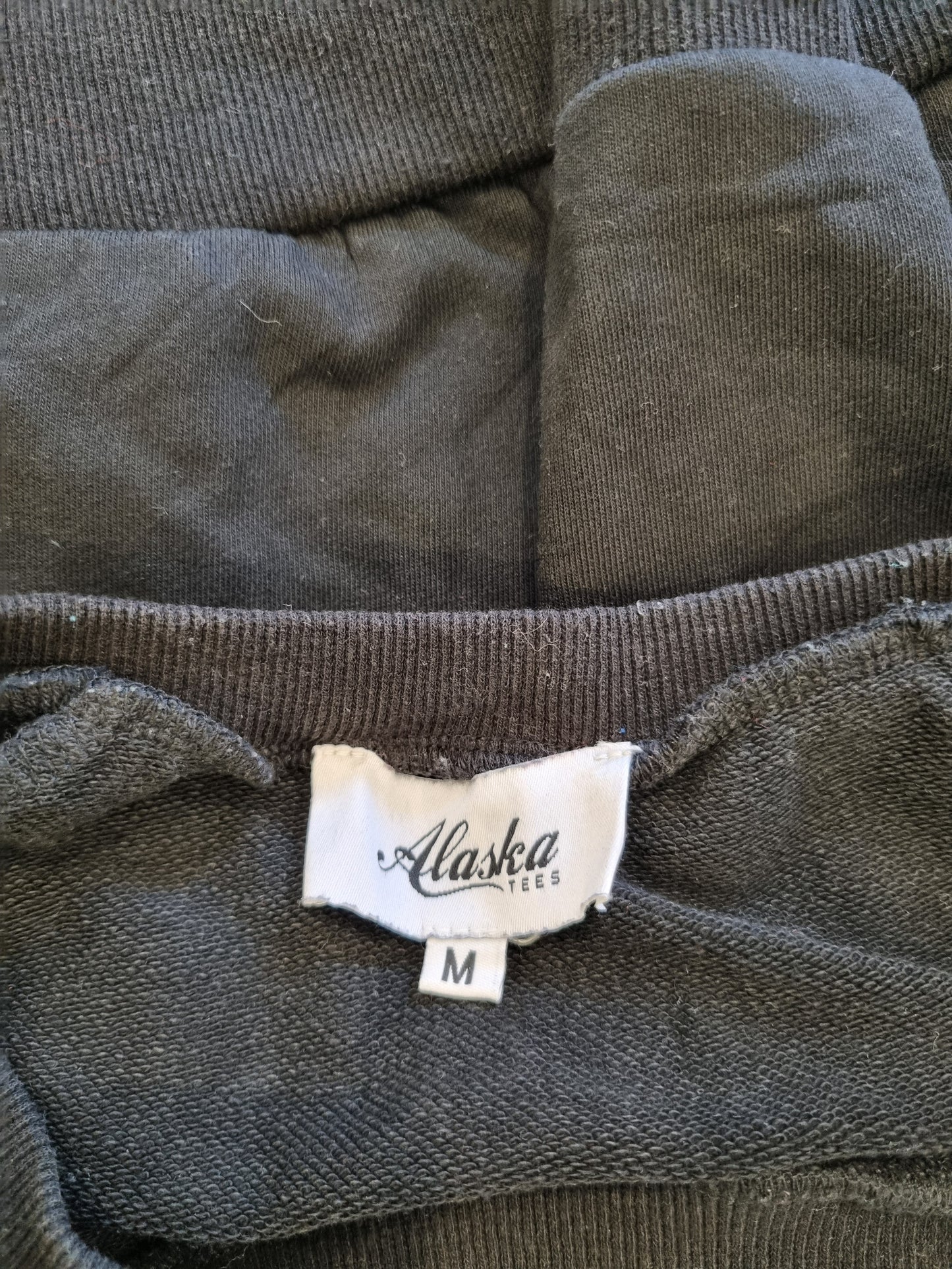 Alaska Tees Jumper - Size M
