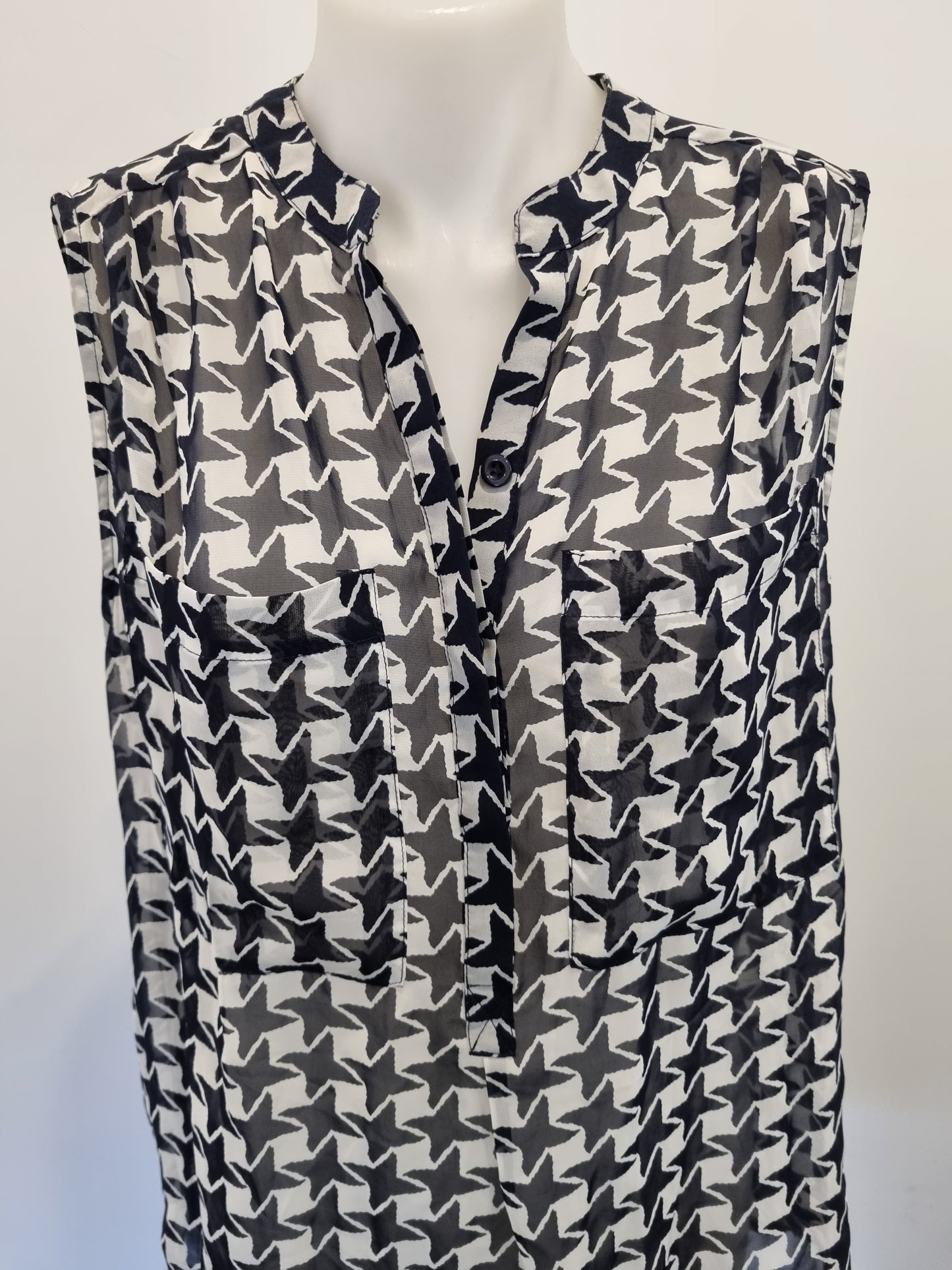 Storm Top - Size 10