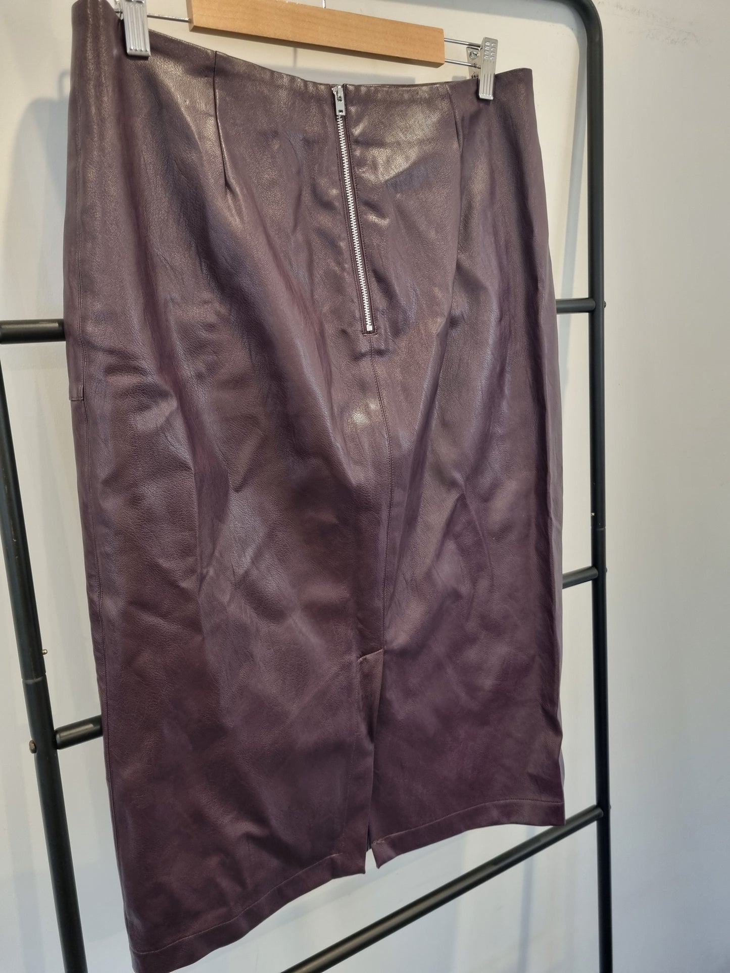 Decjuba Skirt - Size 14
