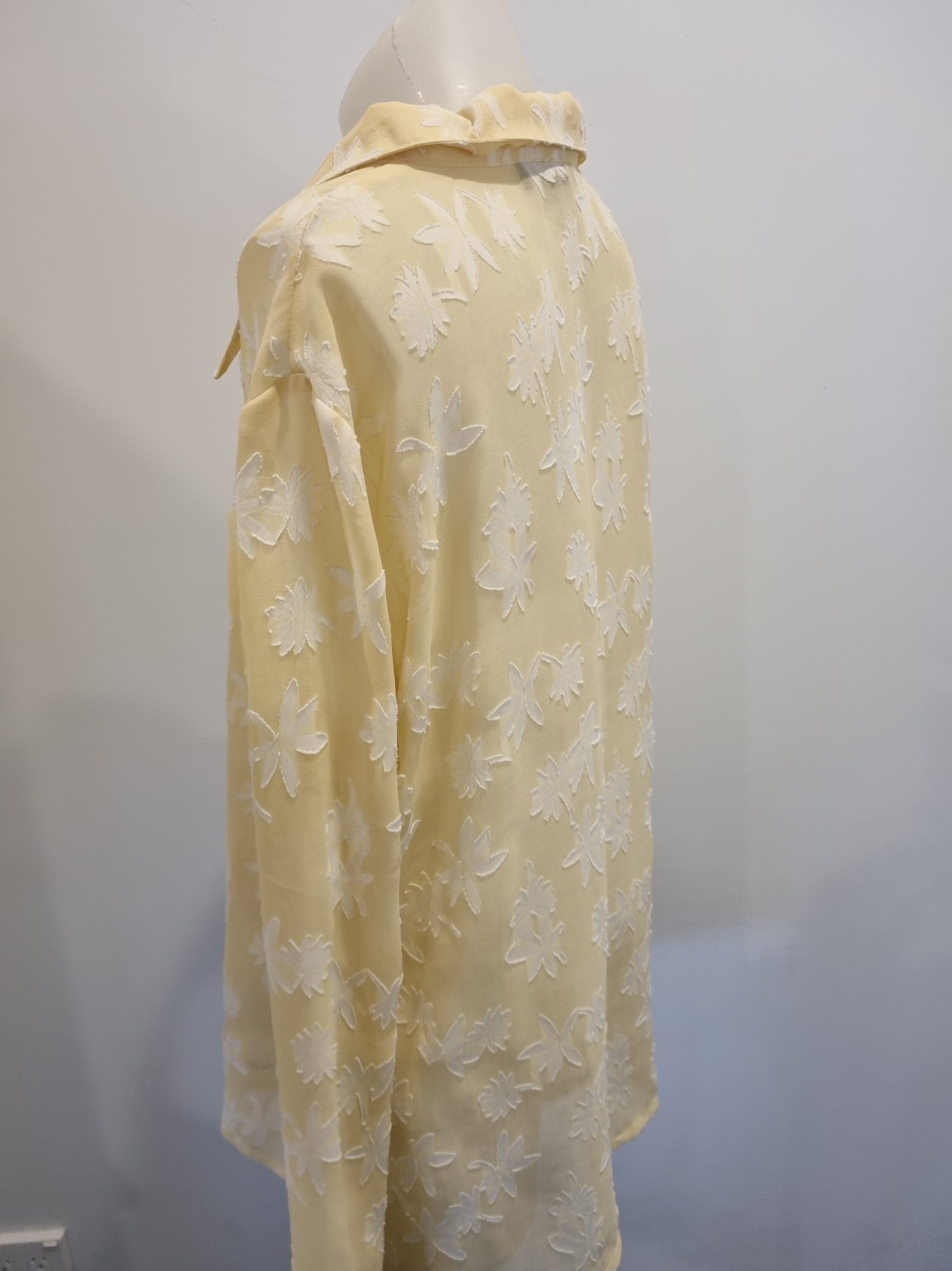 Ellen Tracy Shirt - Size 16