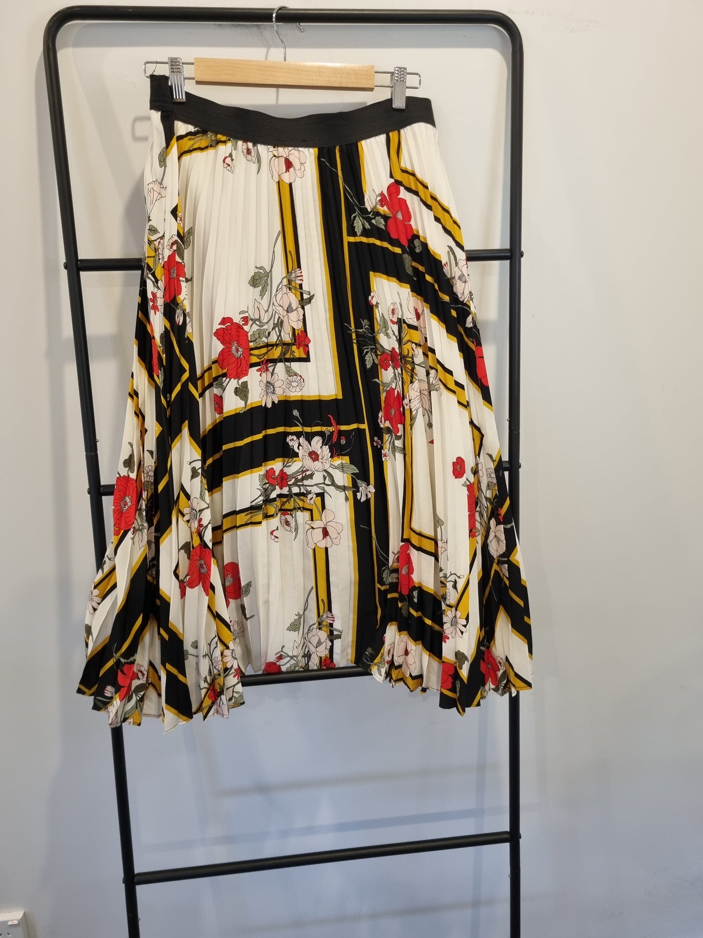 Ava & Aiden Skirt - Size L