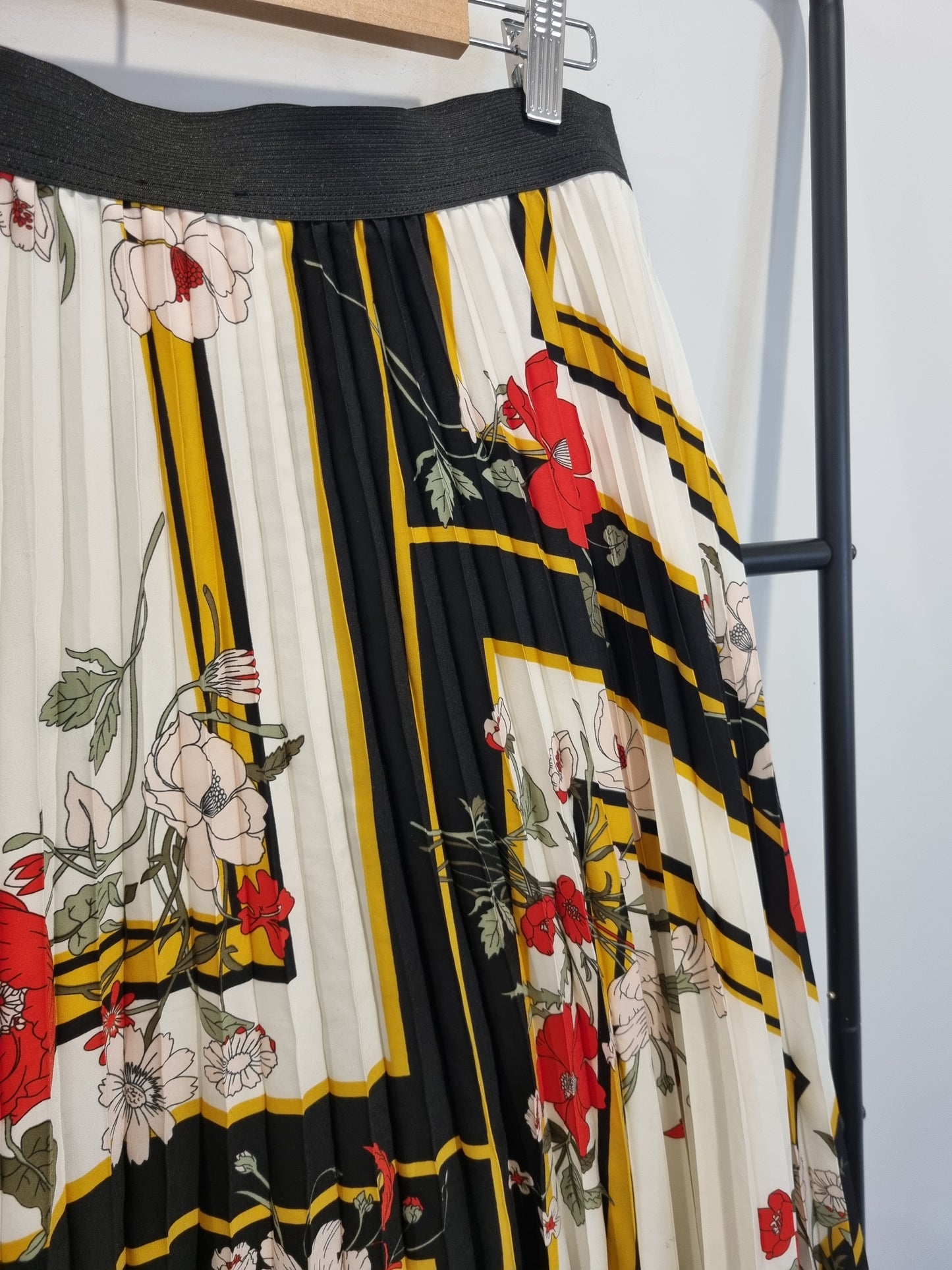 Ava & Aiden Skirt - Size L