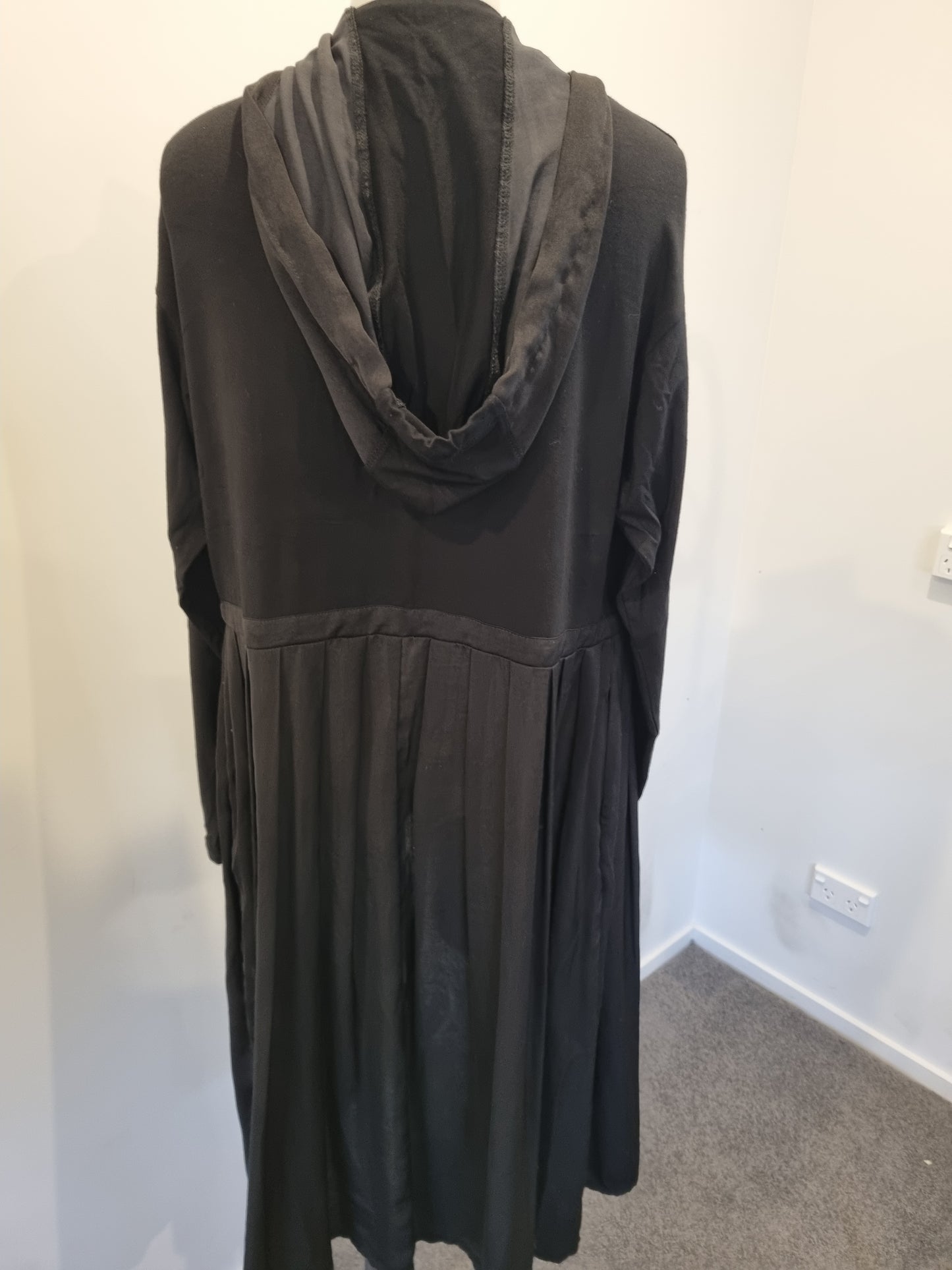 Paula Ryan Long Cardigan - Size M