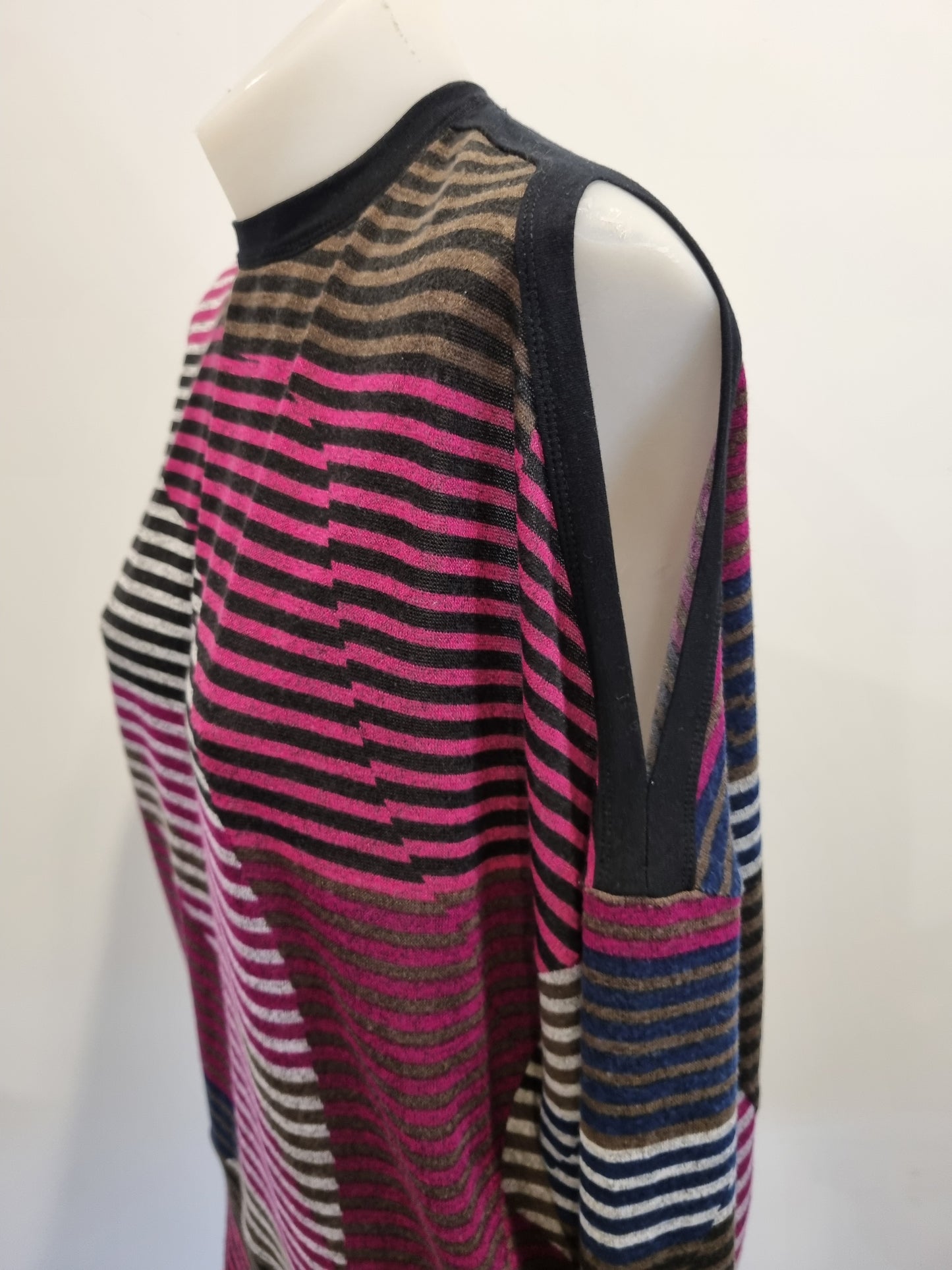 Paula Ryan Top - Size M