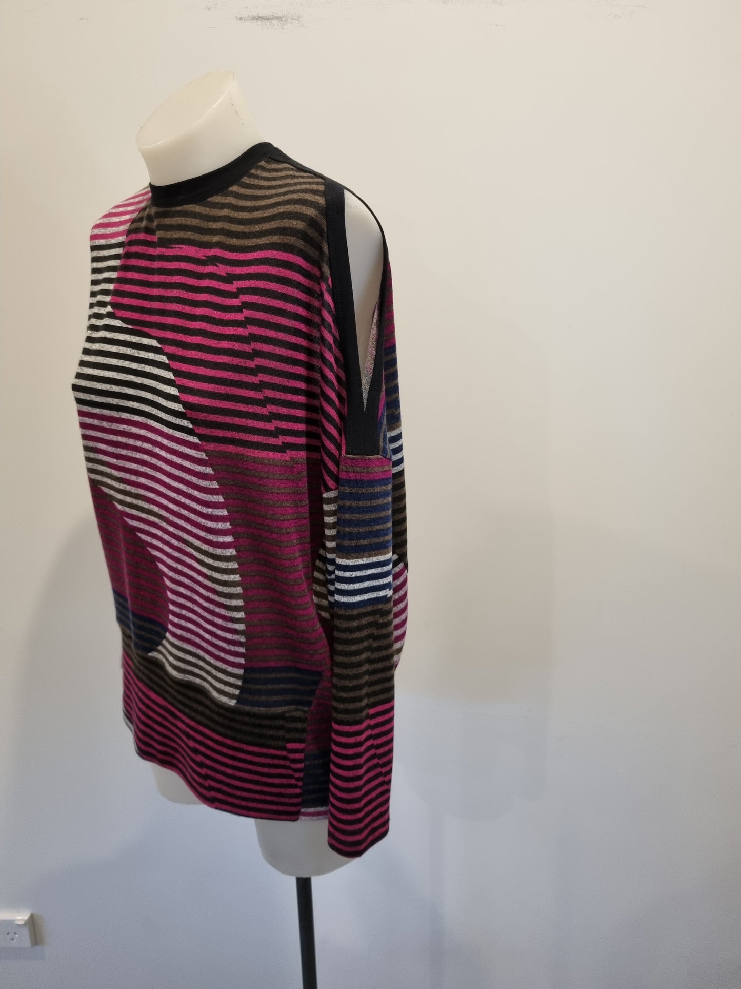 Paula Ryan Top - Size M